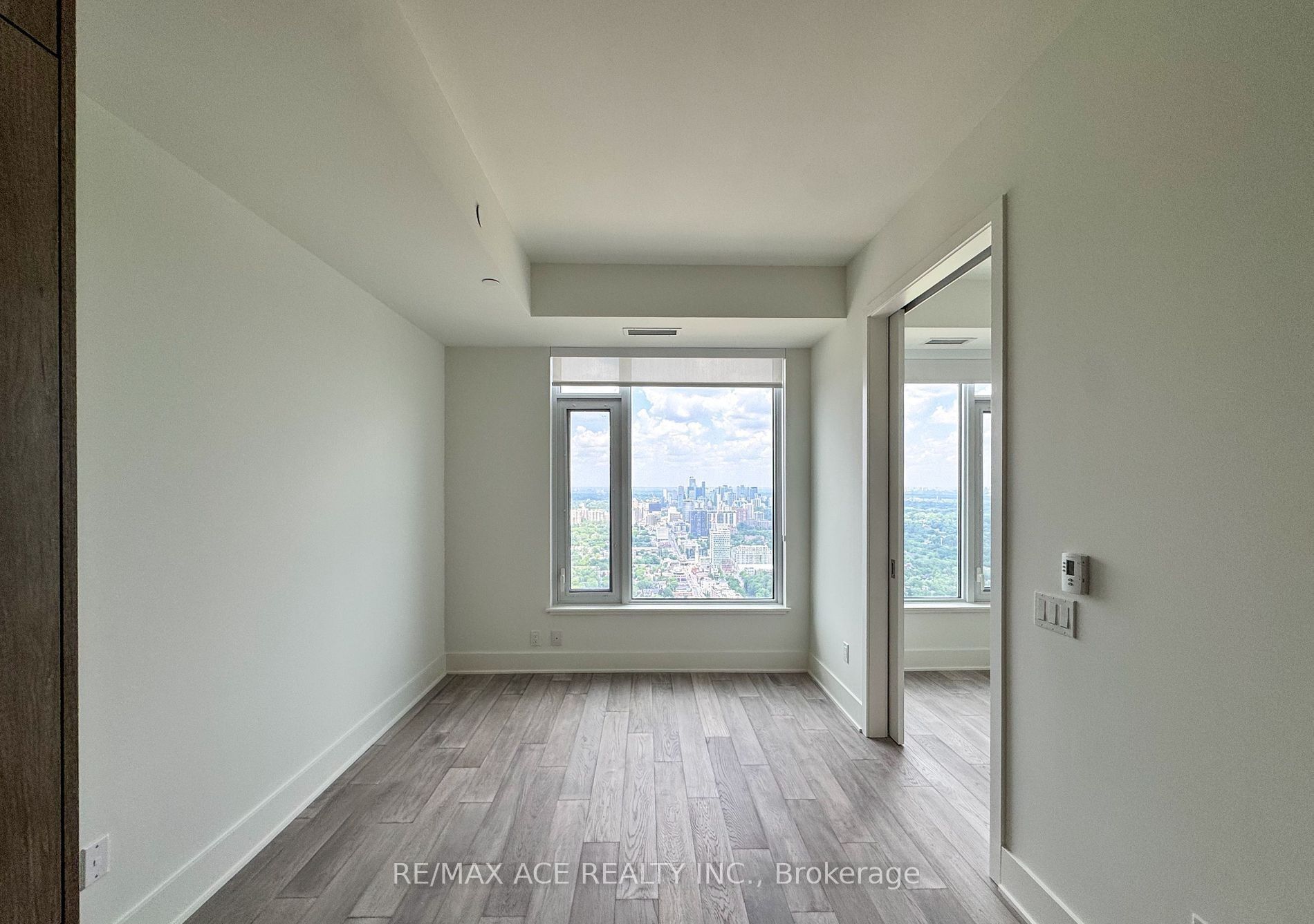 11 Yorkville Avenue 5003, Toronto, ON M4W 1L2 photo 3