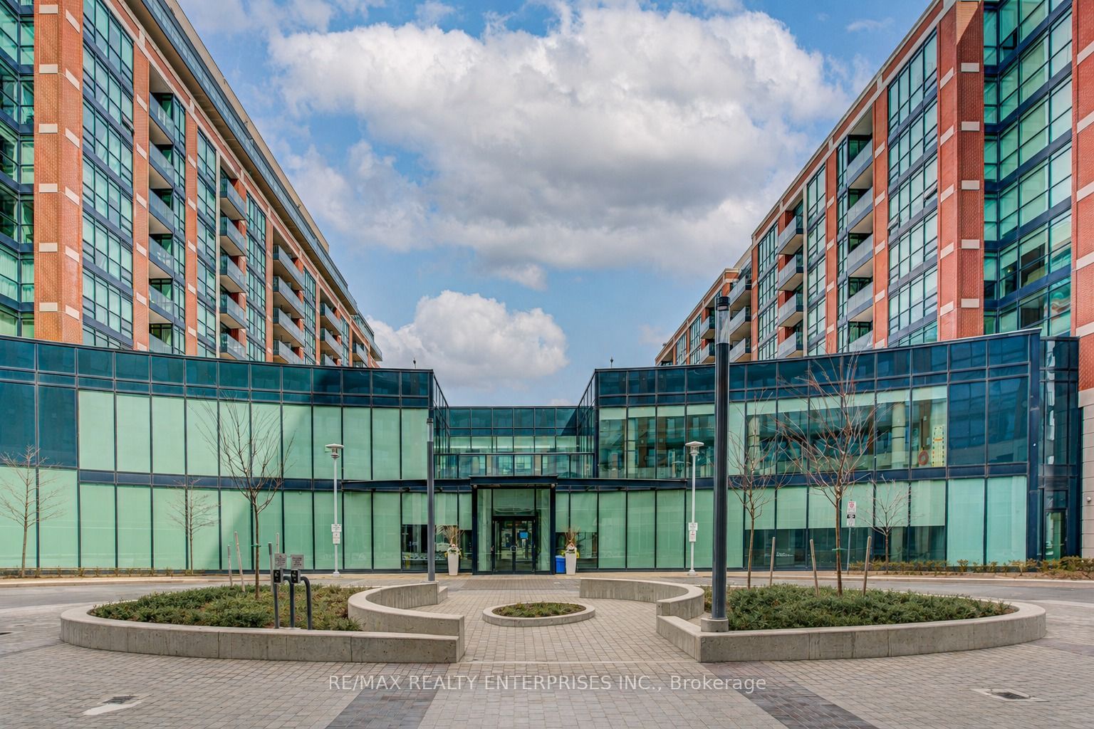 525 Wilson Avenue 1015, Toronto, ON M3H 0A7 photo 2