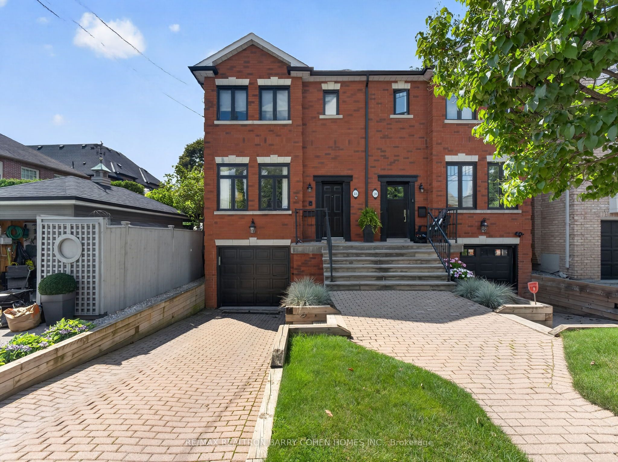 18 Joicey Boulevard, Toronto, ON M5M 2S7 photo 2