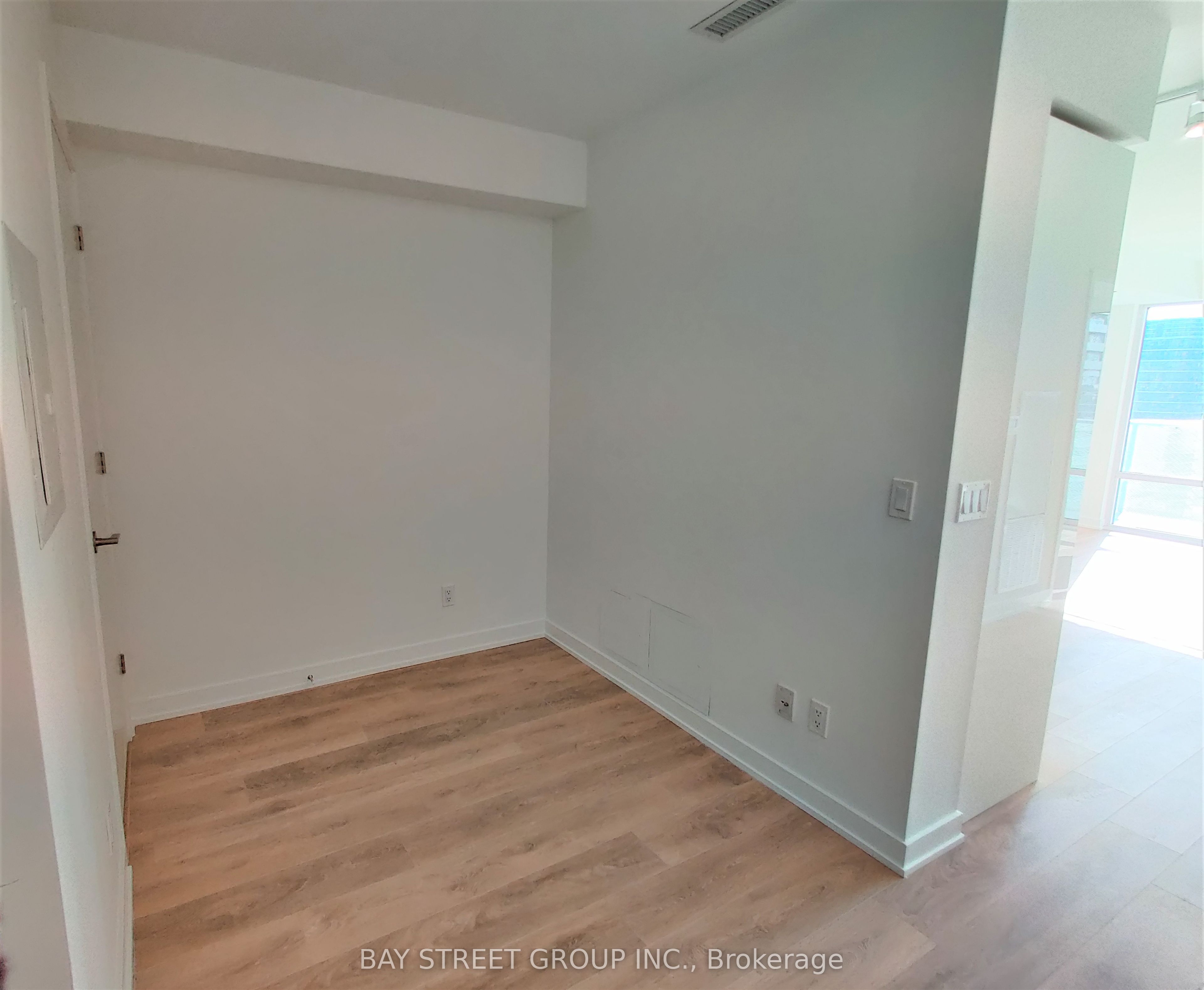 501 Yonge Street 2311, Toronto, ON M4Y 0G8 photo 4