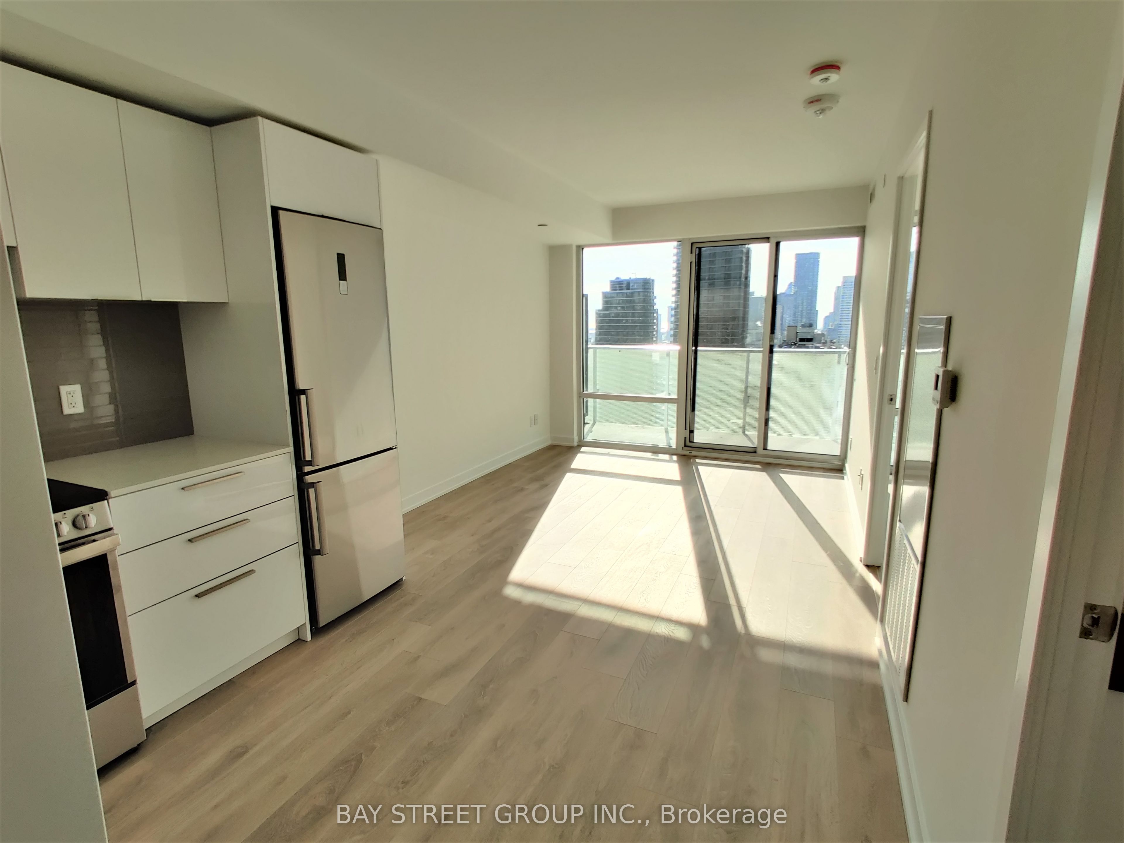 501 Yonge Street 2311, Toronto, ON M4Y 0G8 photo 5