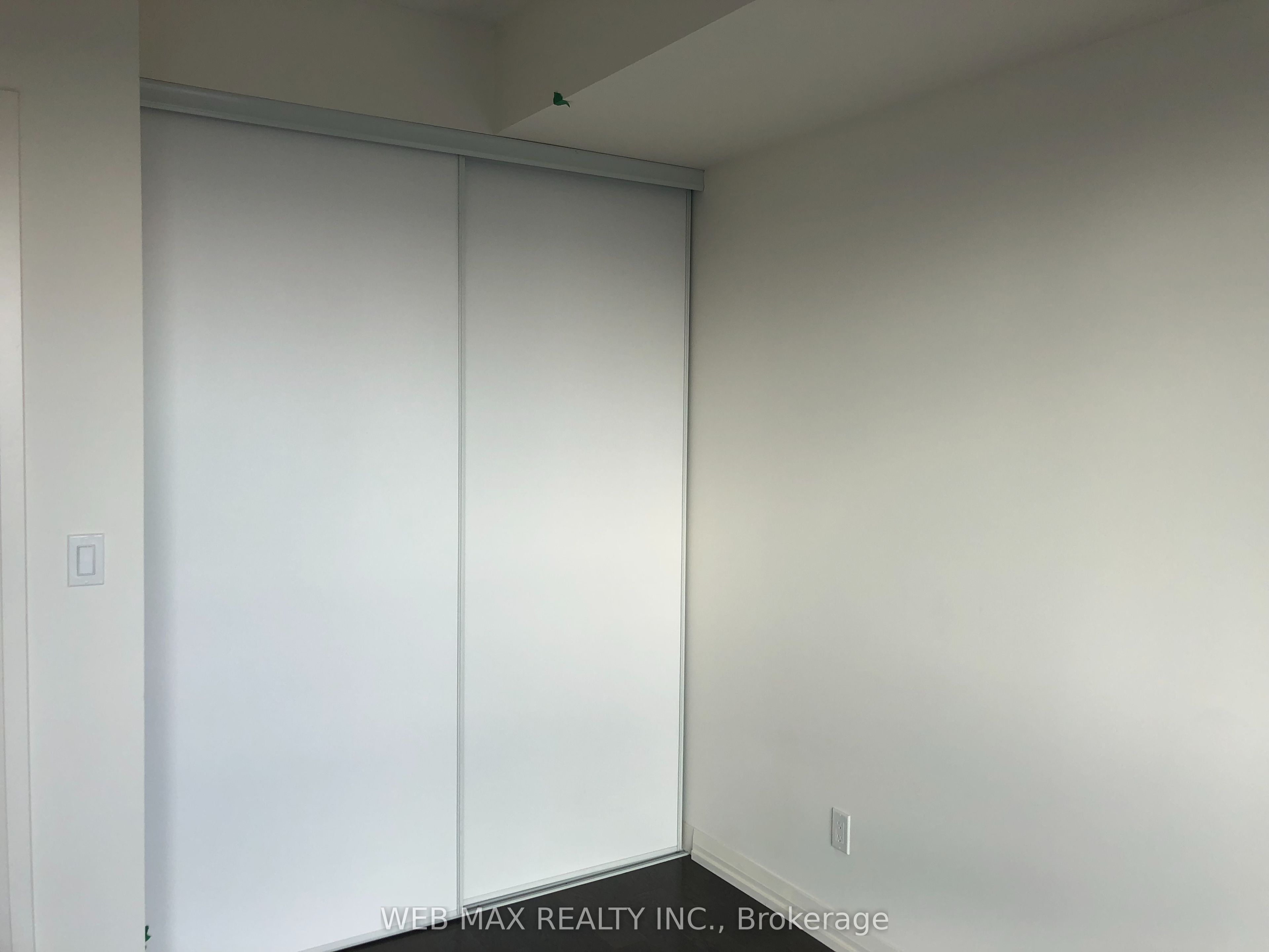 460 Adelaide Abbey E 1527, Toronto, ON M5A 0E7 photo 5