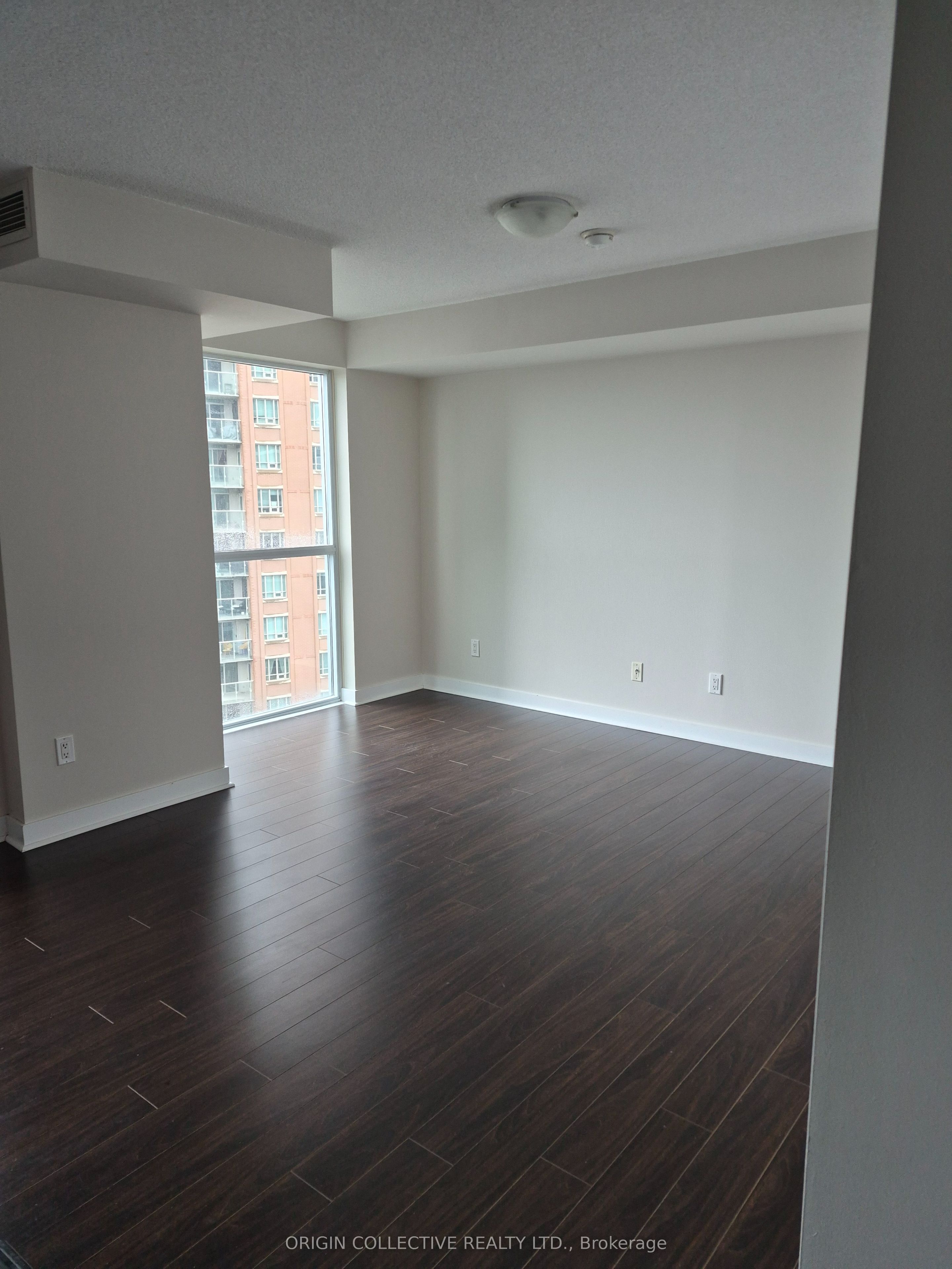 100 Western Battery Rd 1404, Toronto, ON M6K 3S2 photo 2
