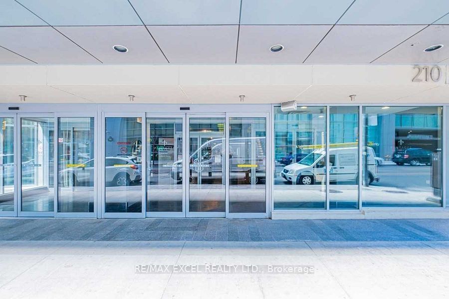 210 Victoria Street 2108, Toronto, ON M5B 2R3 photo 2
