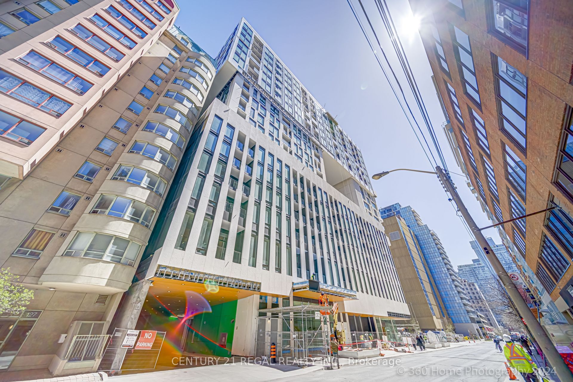 234 Simcoe Street 508, Toronto, ON M5T 1T4 photo 2