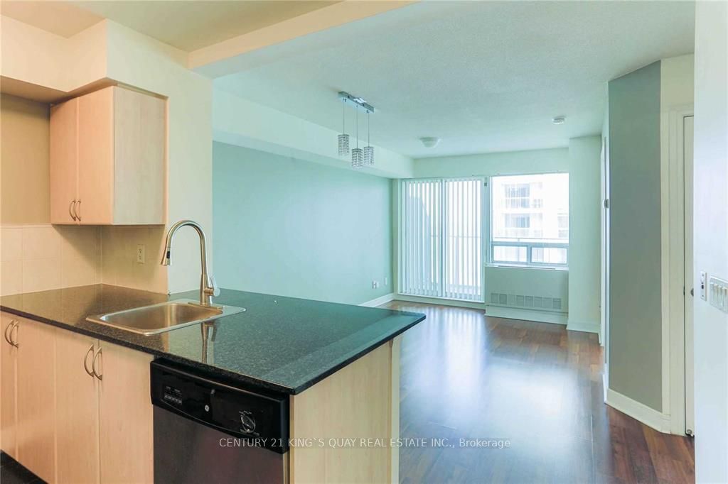 35 Bales Avenue 1810, Toronto, ON M2N 7L7 photo 2