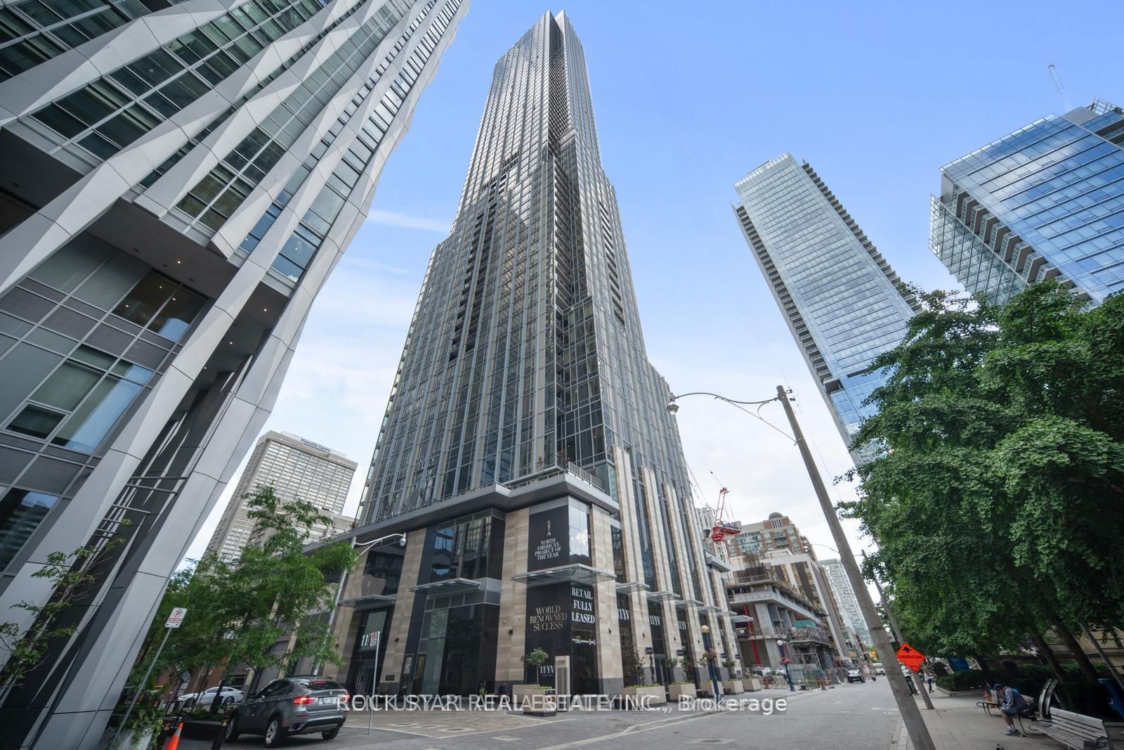 11 Yorkville Avenue, Toronto, ON M4W 0B7 photo 2