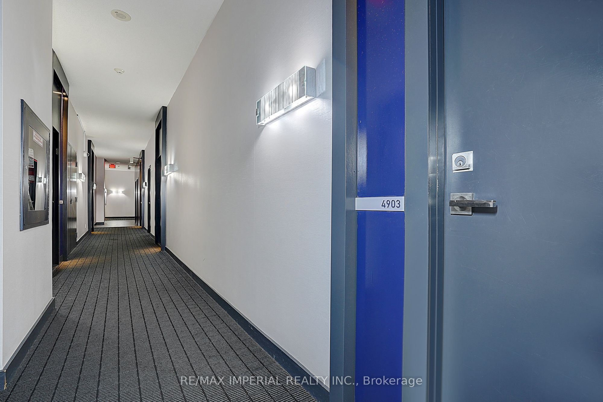 832 Bay Street 4903, Toronto, ON M5S 1Z6 photo 2
