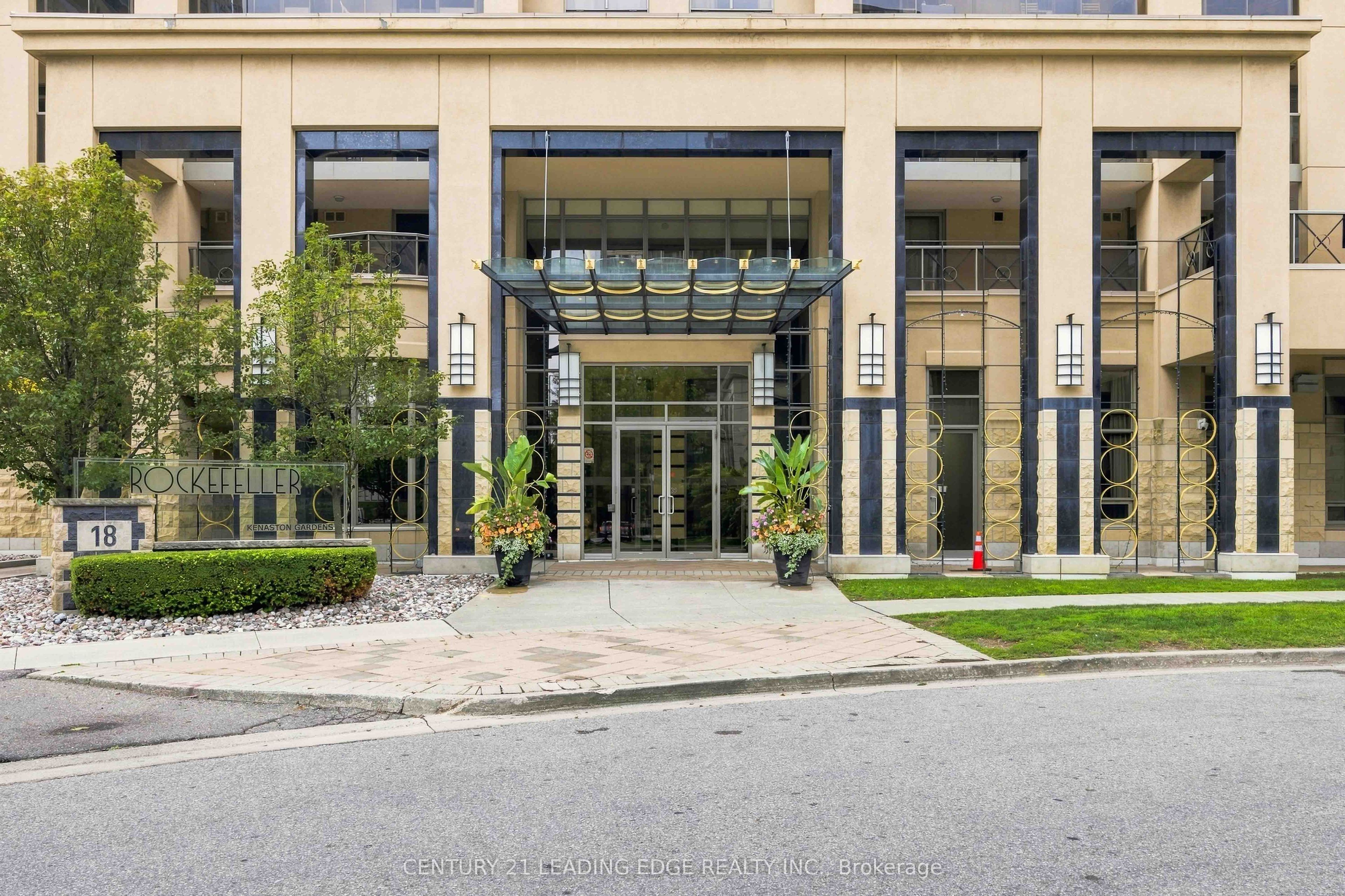18 Kenaston Gardens 212, Toronto, ON M2K 3C7 photo 3