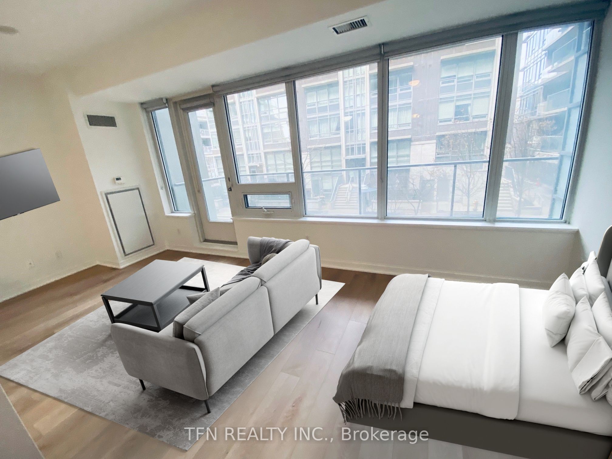 55 East Liberty Street 211, Toronto, ON M6K 3P9 photo 3