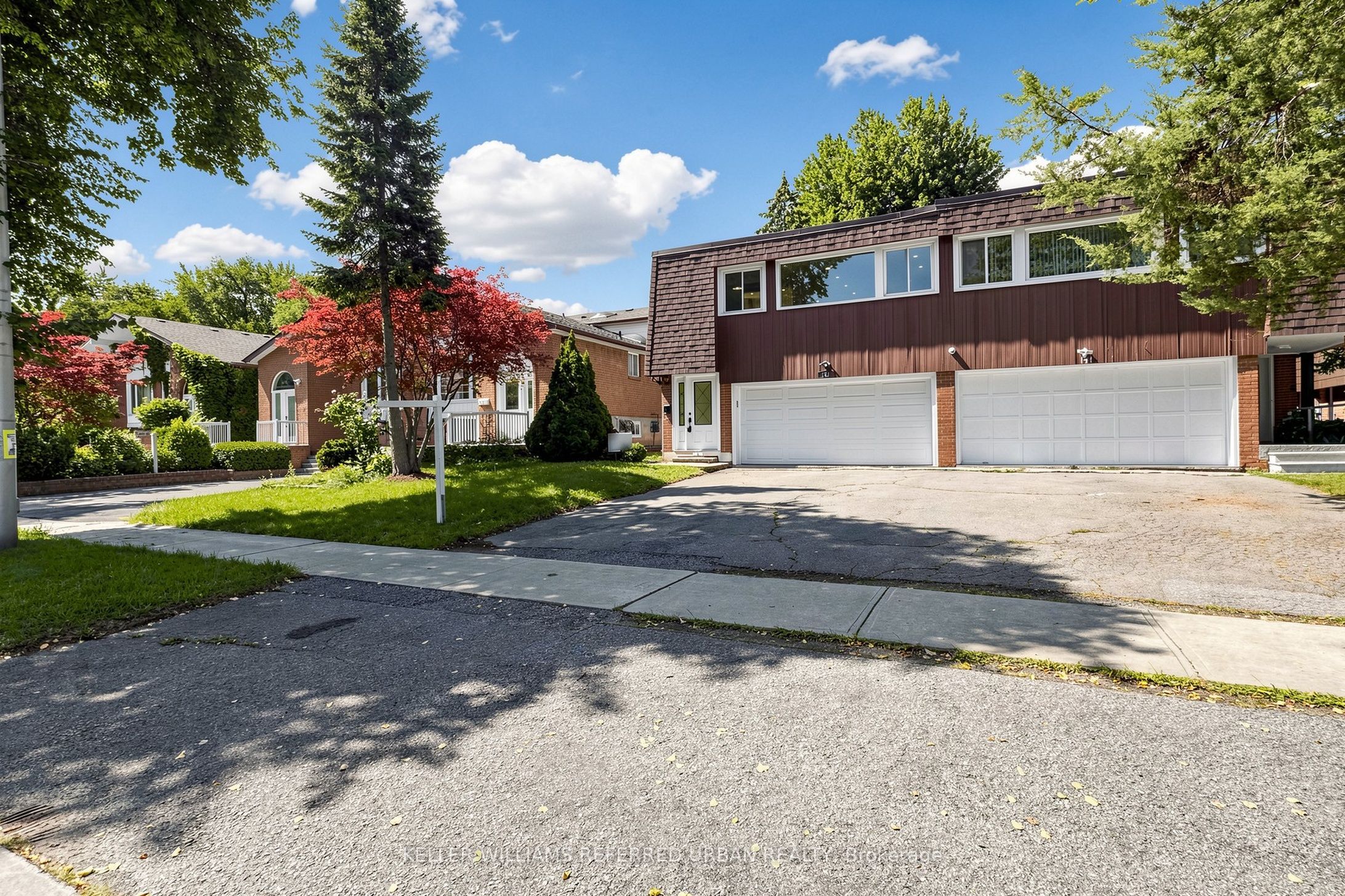 143 Silas Hill Drive, Toronto, ON M2J 2X8