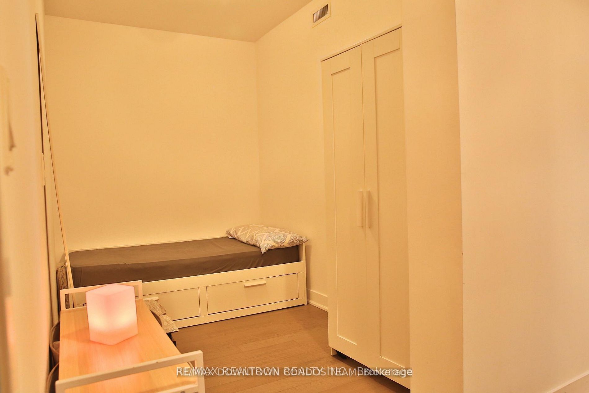 1486 Bathurst Street 303, Toronto, ON M5P 3G9 photo 5