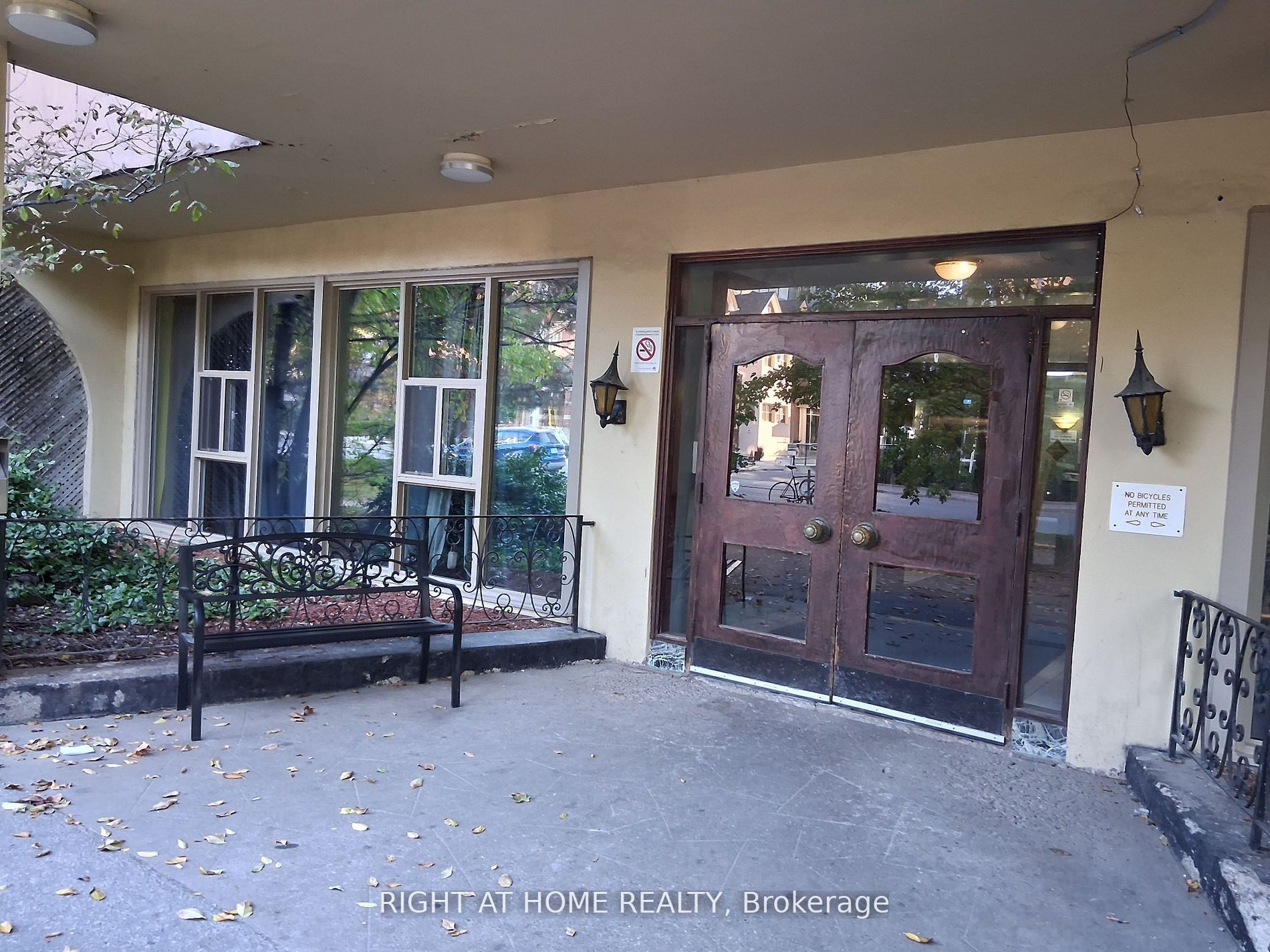 191 St George Street 103, Toronto, ON M5R 2M6 photo 3