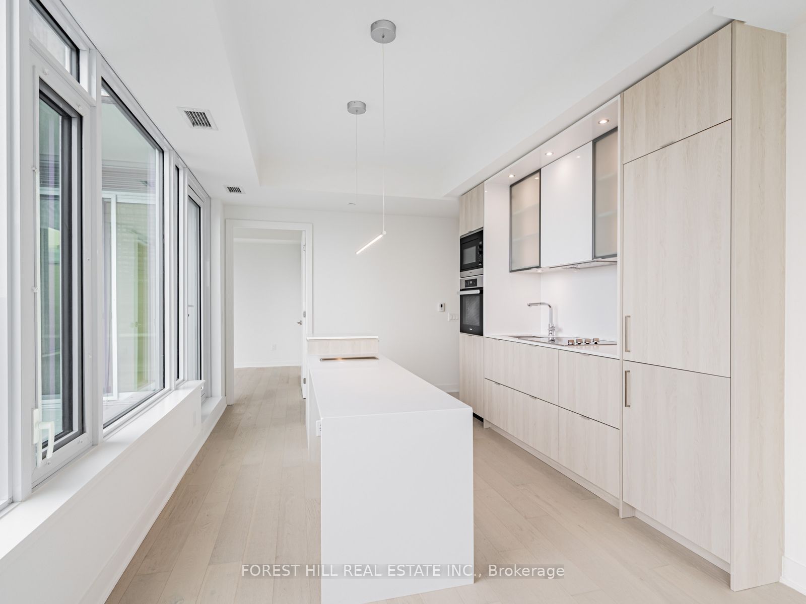 11 Yorkville Avenue 2411, Toronto, ON M4W 1L2 photo 5