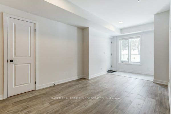 31 Farmstead Road 129, Toronto, ON M2L 2X2 photo 5
