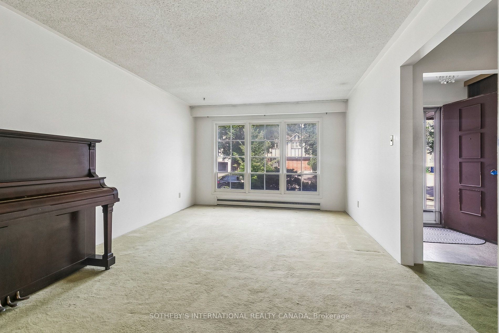 63 Cobblestone Drive, Toronto, ON M2J 2X6 photo 4