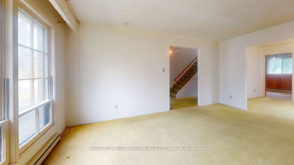 63 Cobblestone Drive, Toronto, ON M2J 2X6 photo 5