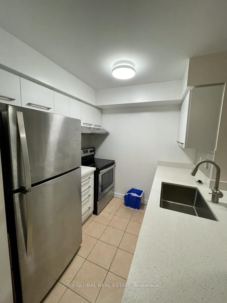 4978 Yonge Street, Toronto, ON M2N 7G8 photo 5
