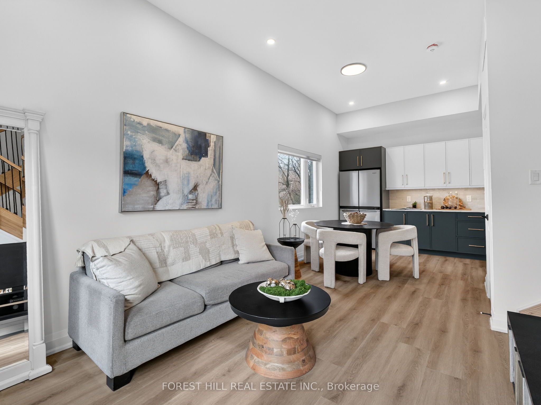 5 Hopperton Drive D, Toronto, ON M2L 2S5 photo 4