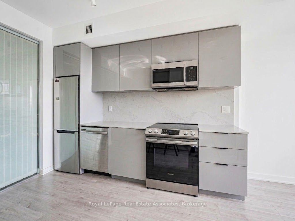 50 Power Street 609, Toronto, ON M5A 0V3 photo 2