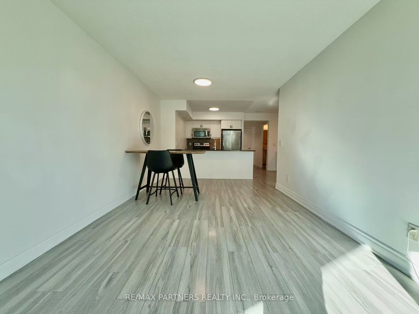 19 Grand Trunk Crescent 1715, Toronto, ON M5J 3A3 photo 4