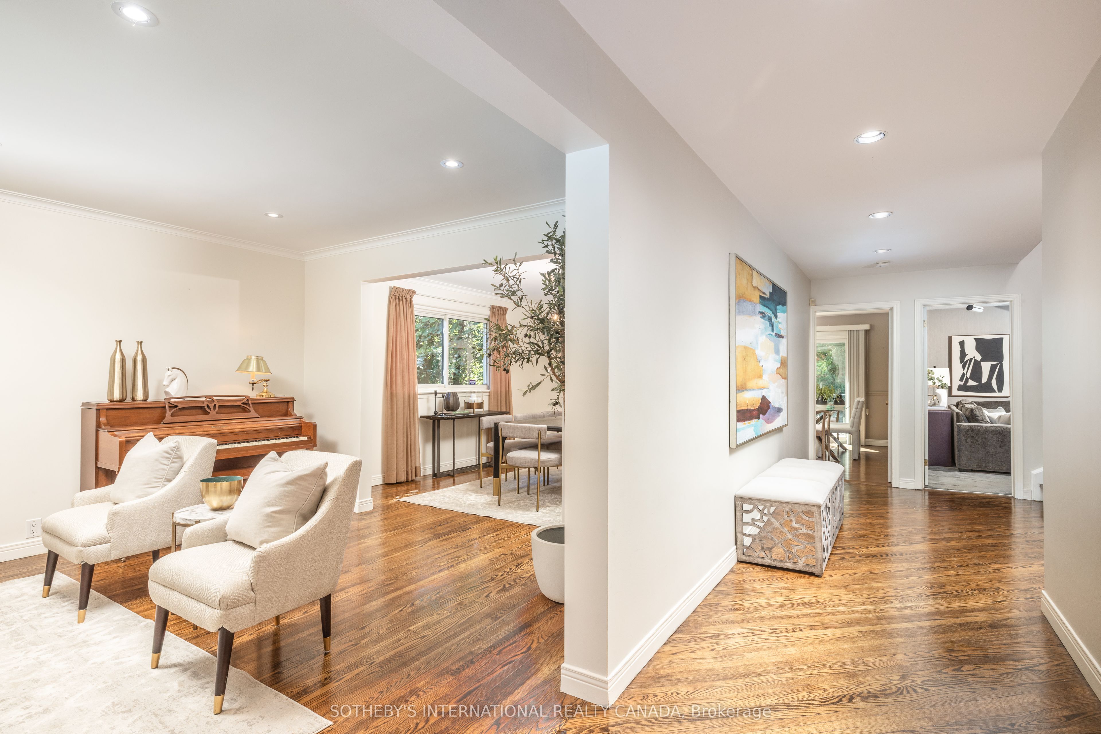 25 Gossamer Avenue, Toronto, ON M2M 2X3 photo 2