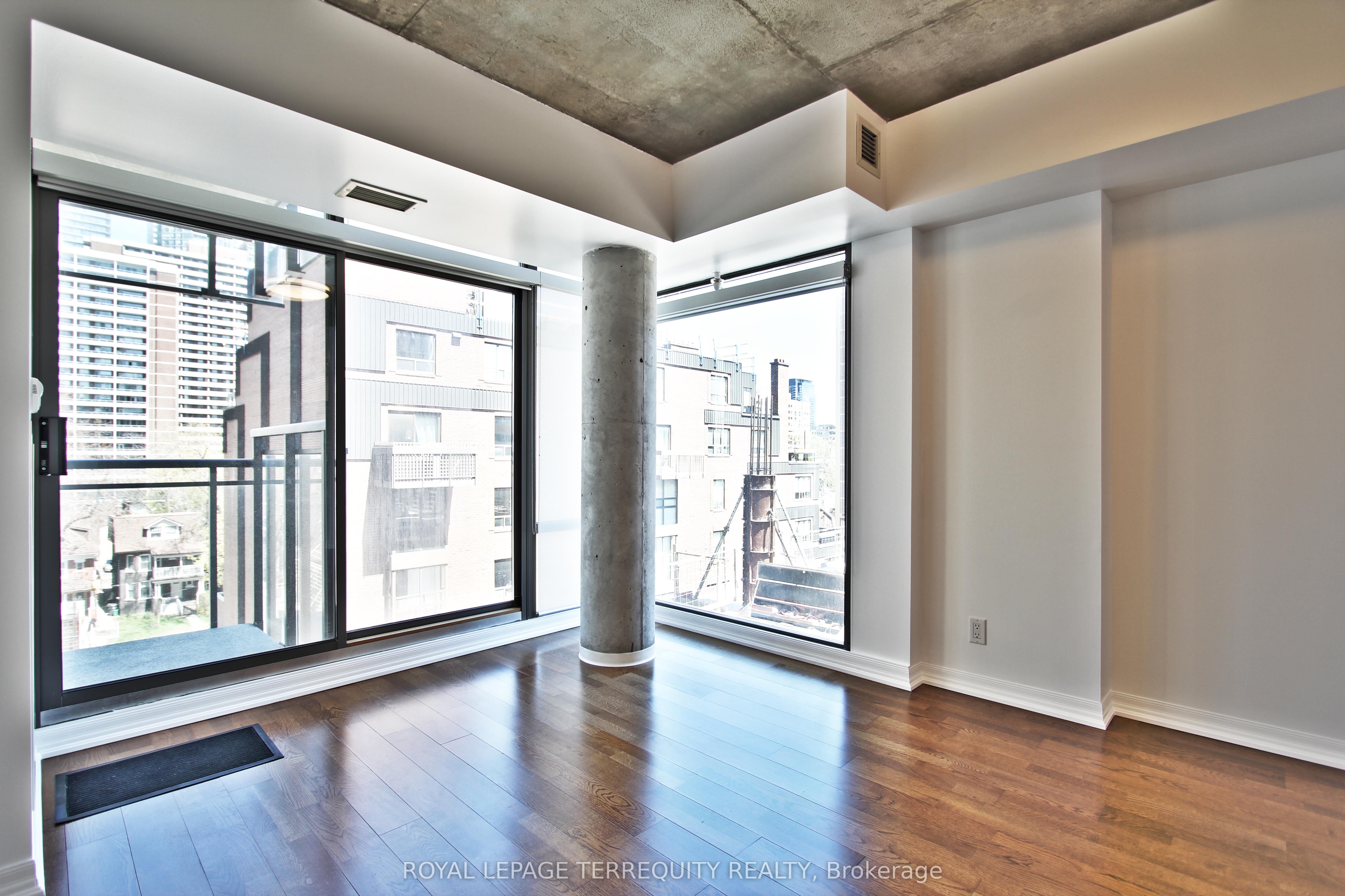 22 Wellesley Street E 708, Toronto, ON M4Y 1G3 photo 3