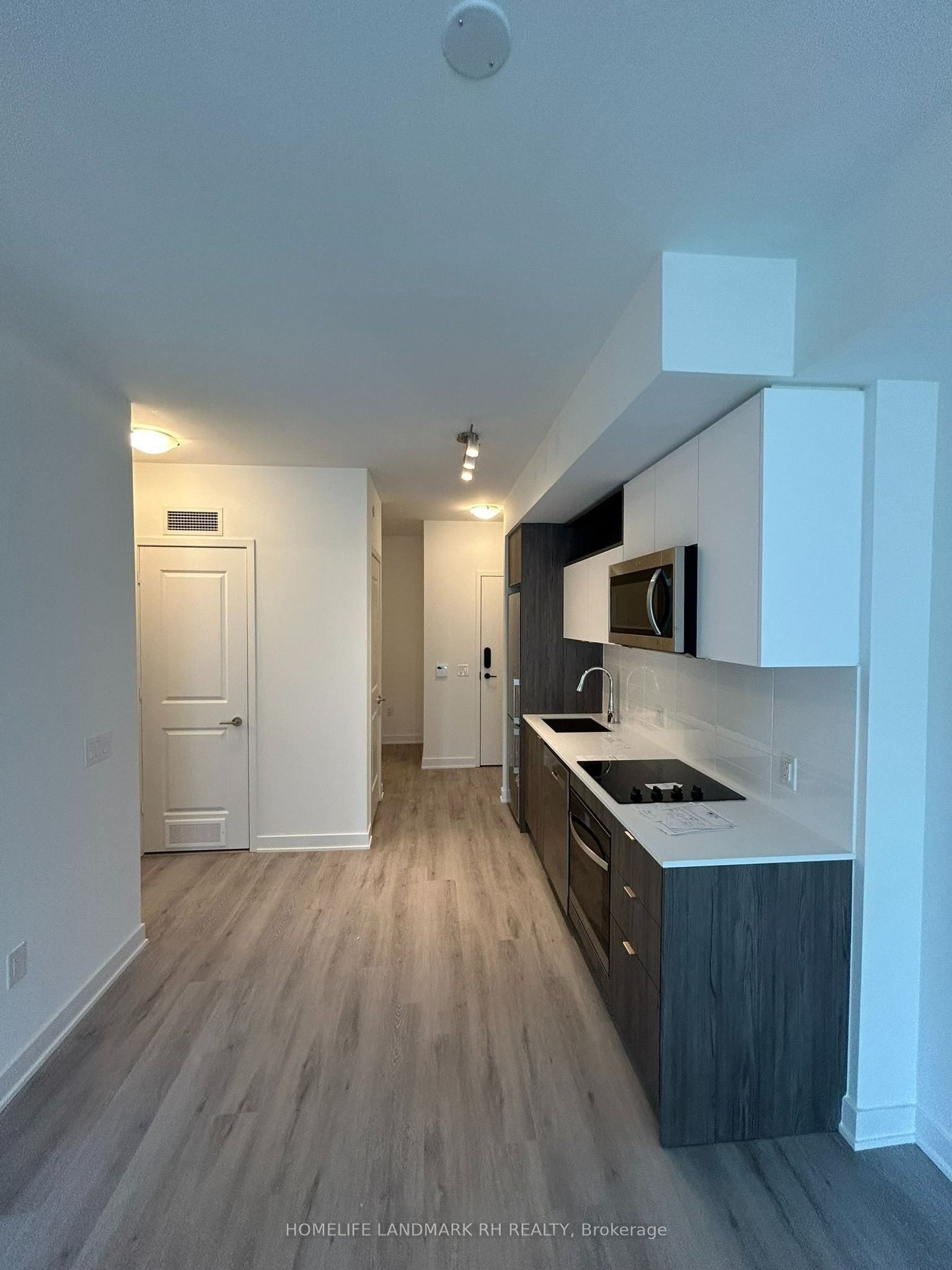 100 DALHOUSIE Street 1708, Toronto, ON M5B 0C7 photo 5
