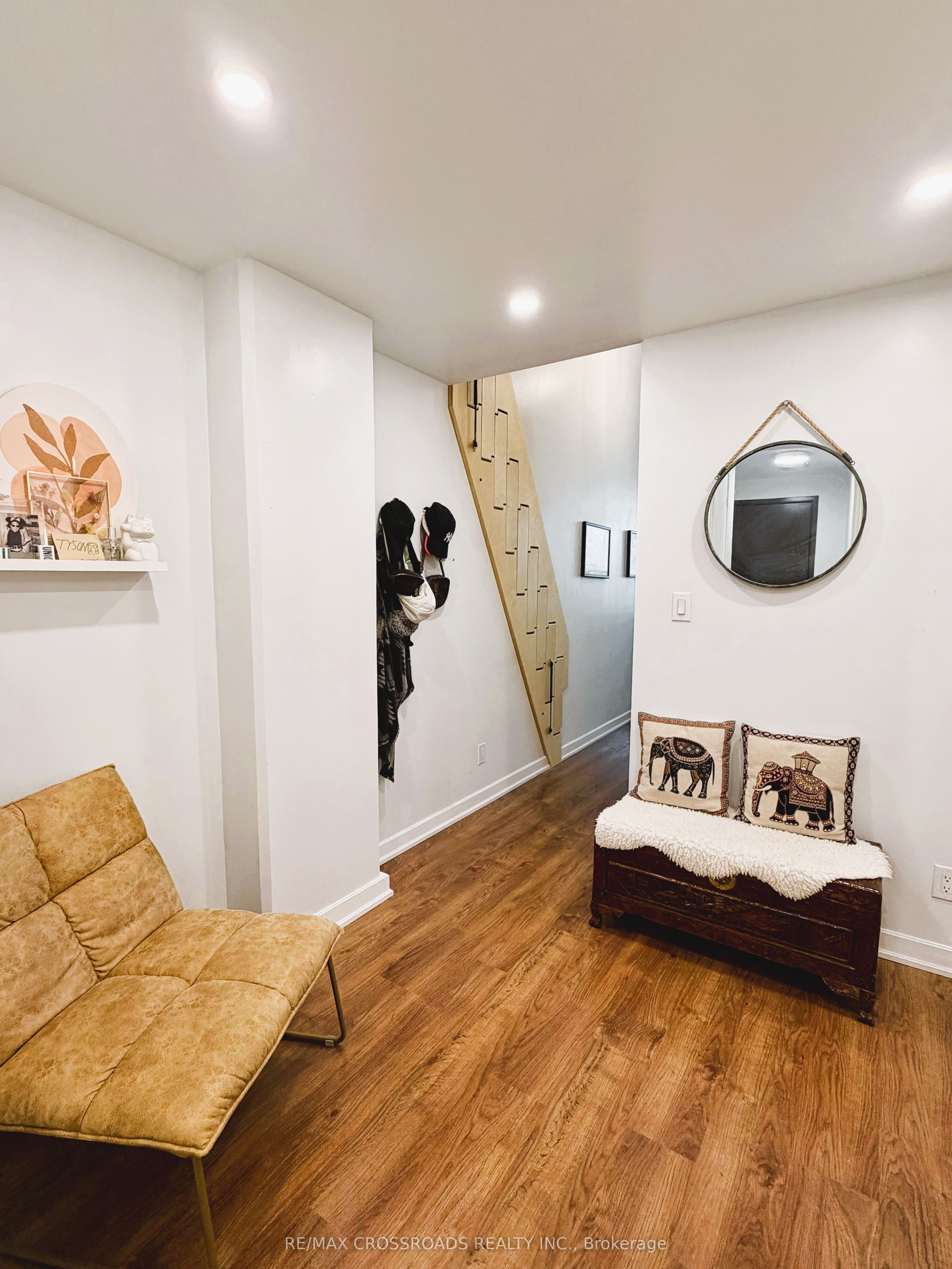 380 Macpherson Avenue 225, Toronto, ON M4V 3E3 photo 4