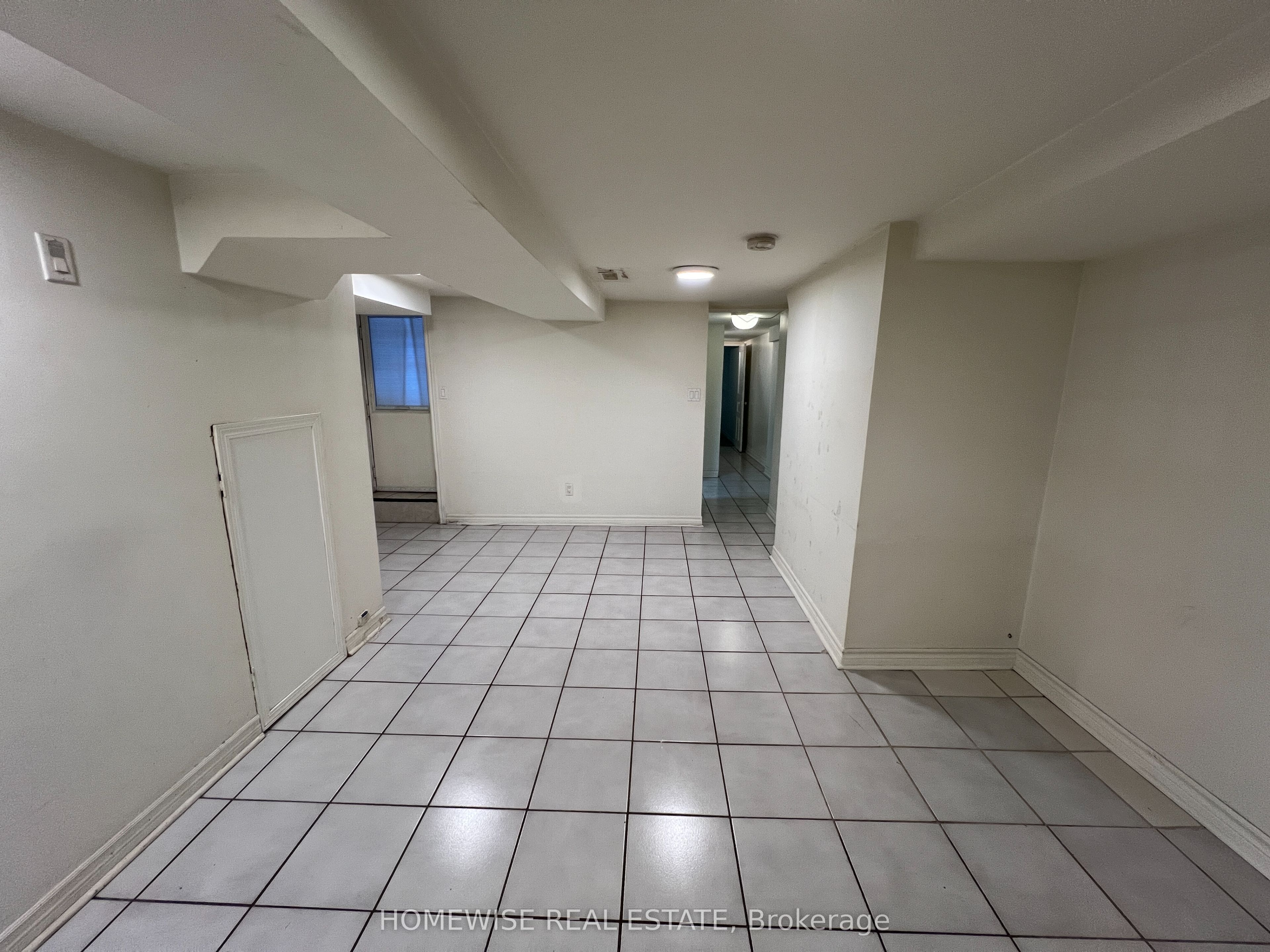 261 Ossington Avenue Lower, Toronto, ON M6J 3A1 photo 3