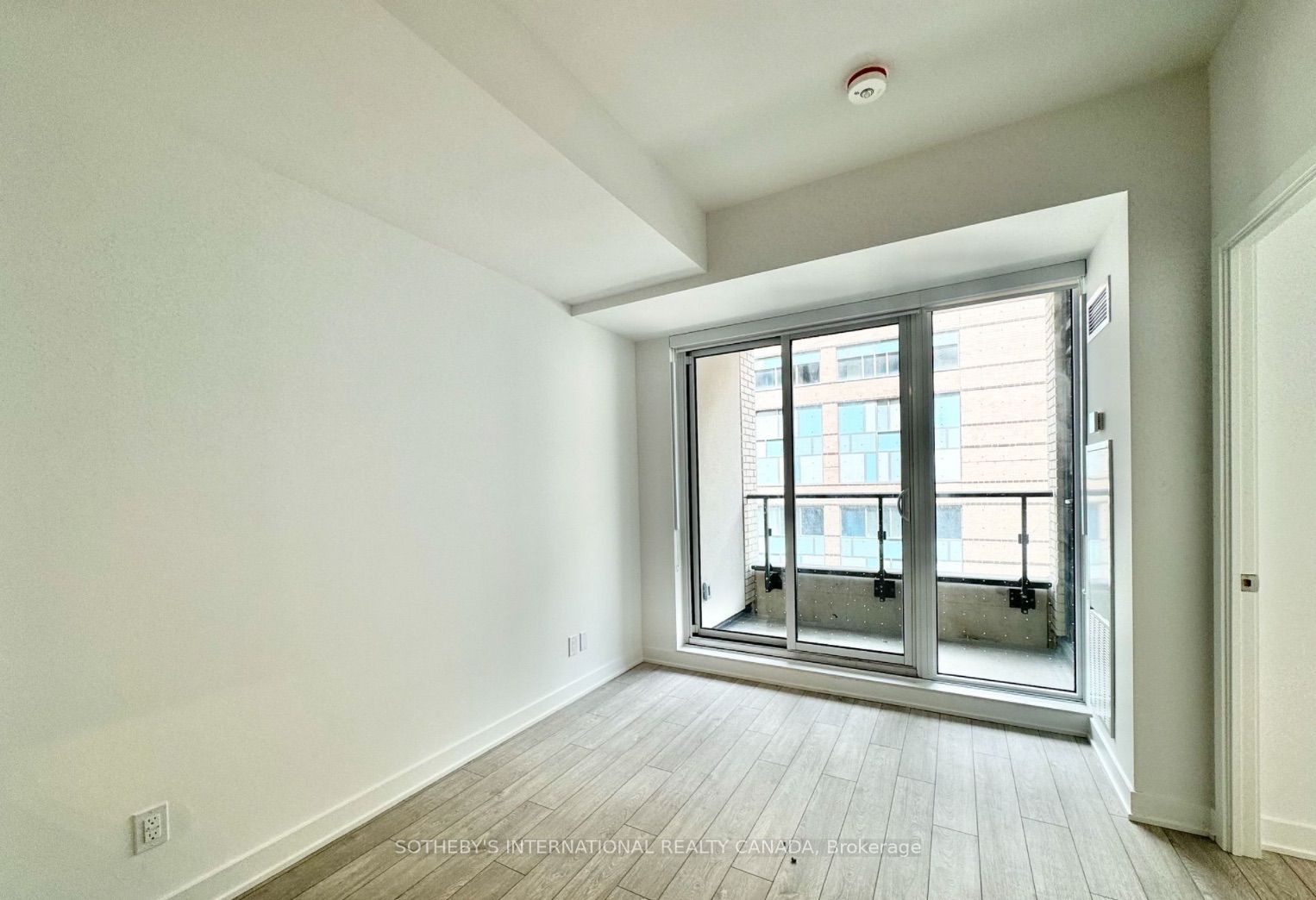 543 Richmond Street W 401, Toronto, ON M5V 0W9 photo 3