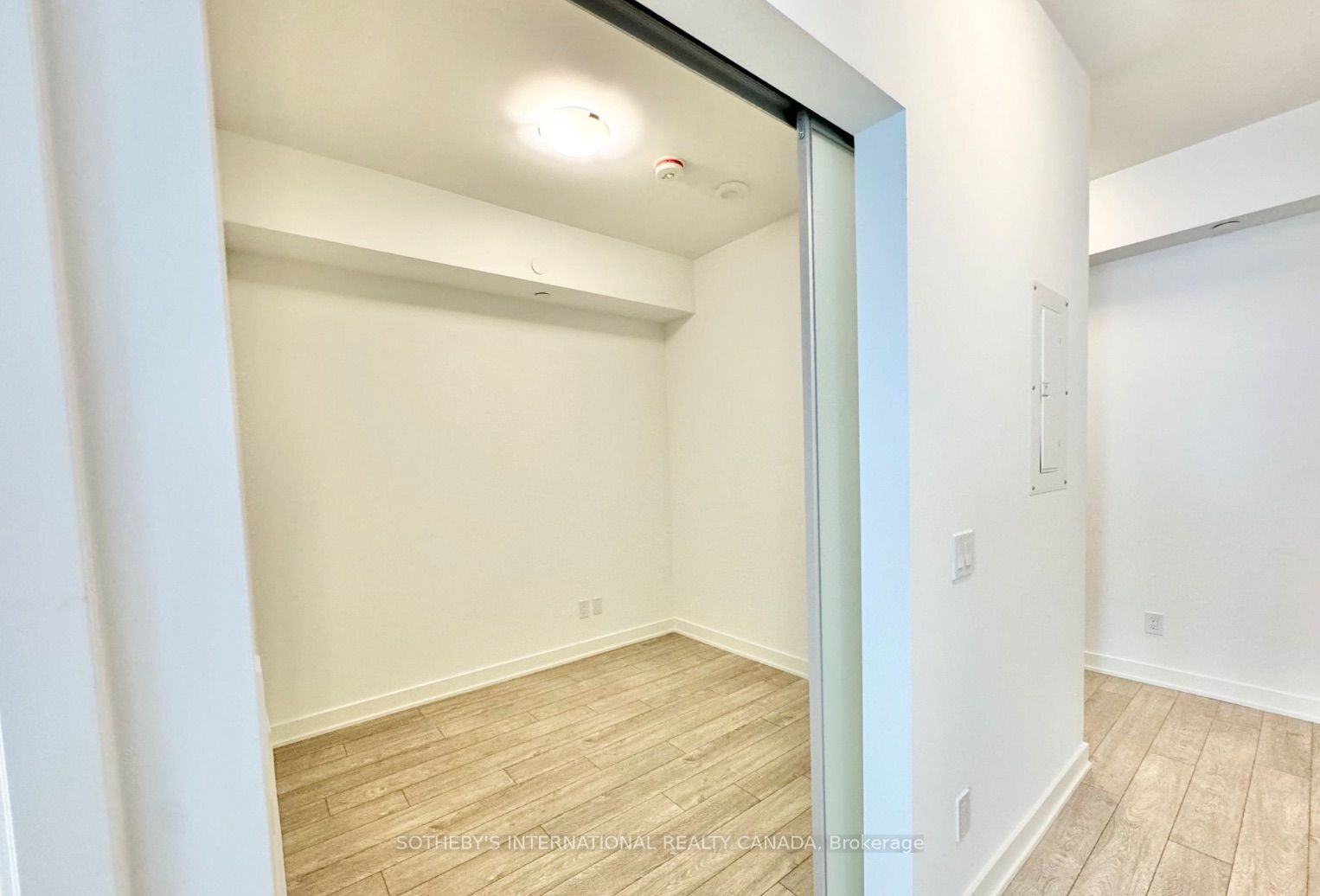 543 Richmond Street W 401, Toronto, ON M5V 0W9 photo 5
