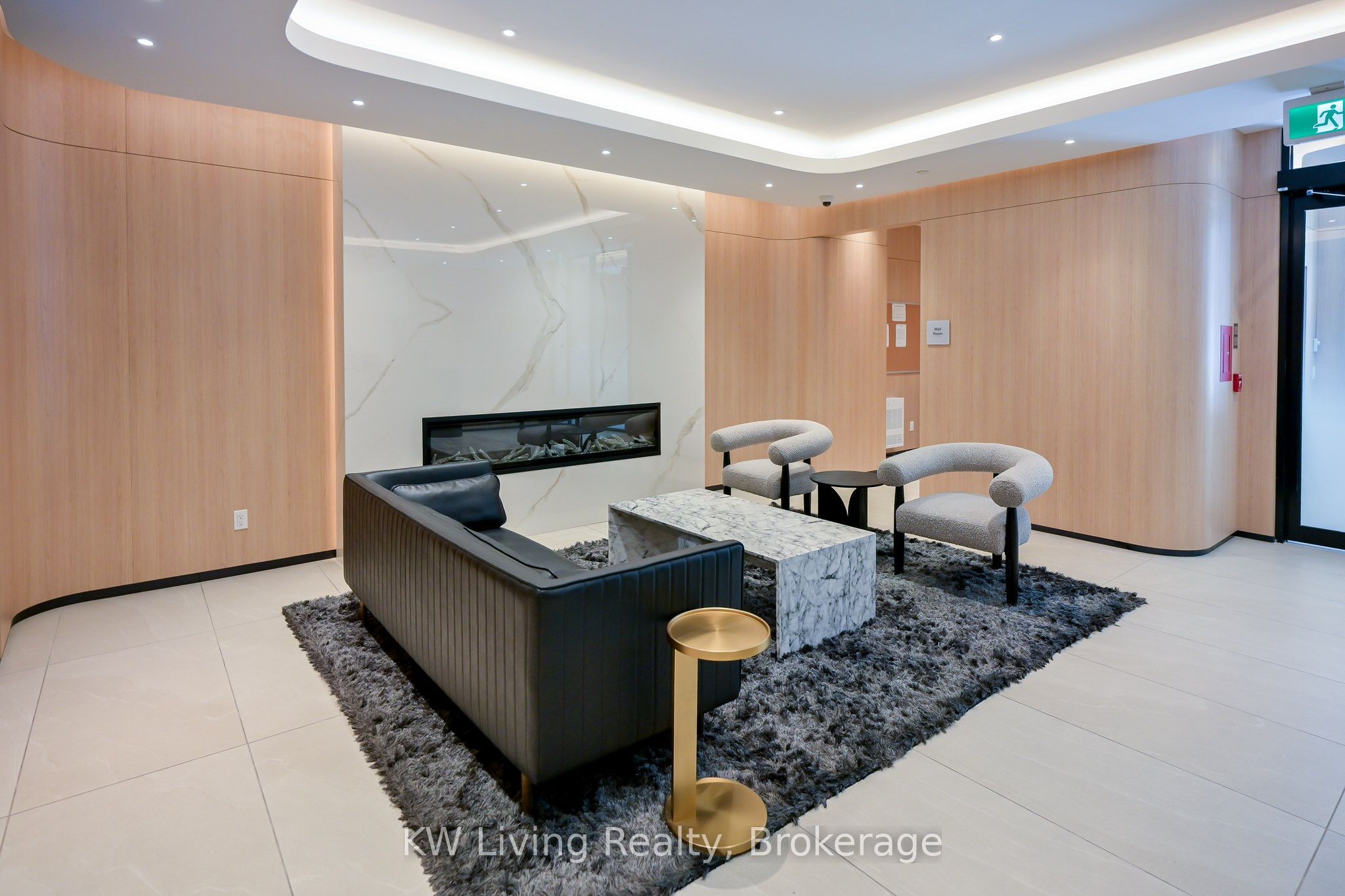 185 Alberta Avenue 303, Toronto, ON M6C 0A5 photo 5