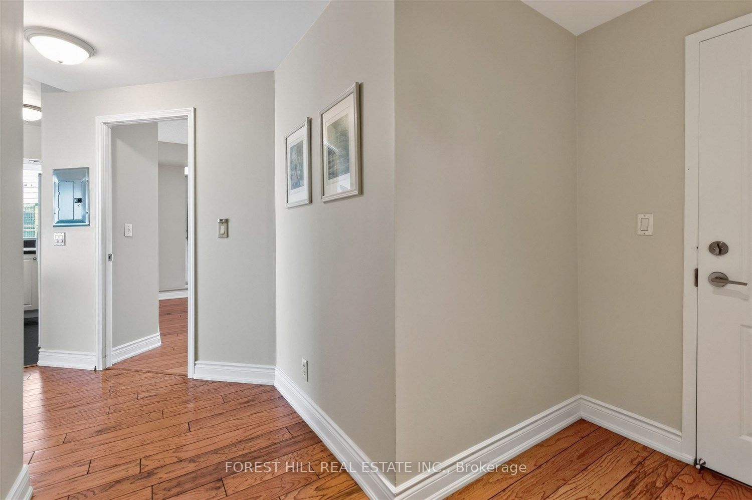 20 Collier Street 903, Toronto, ON M4W 3Y4 photo 4