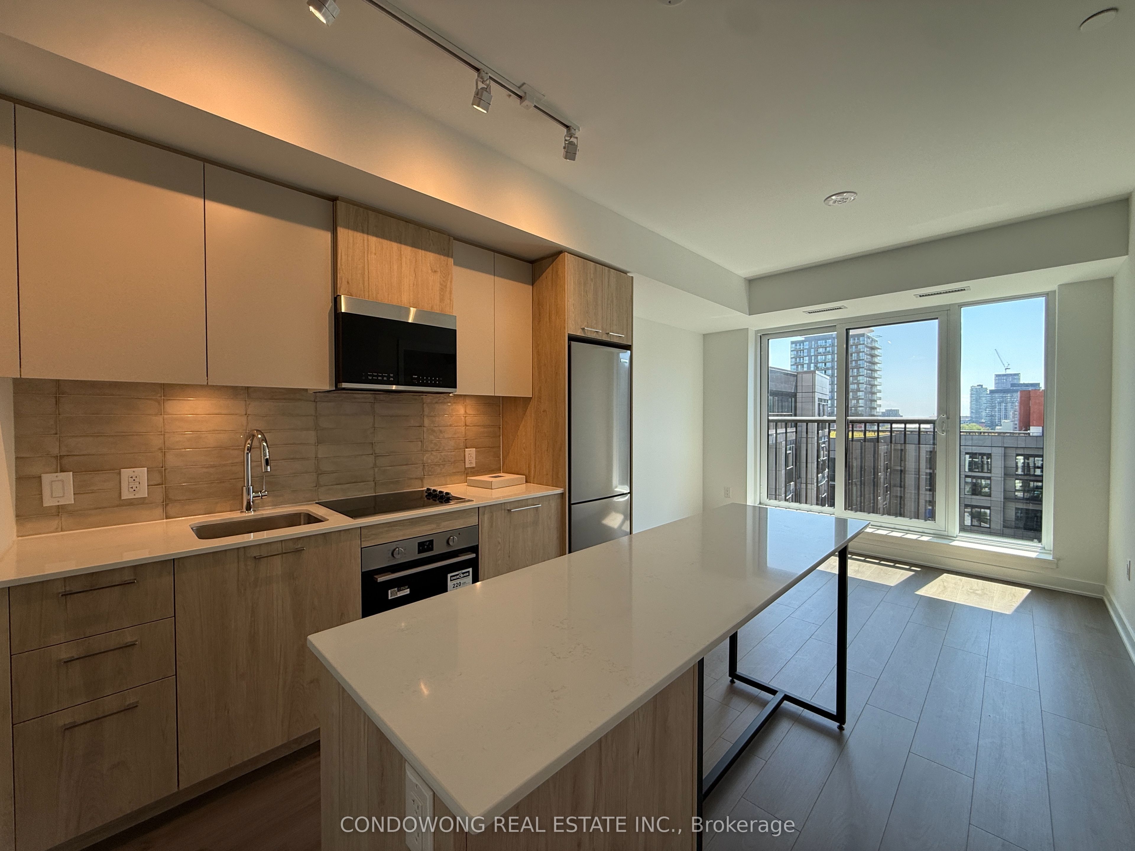 30 Dreamers Way 714, Toronto, ON M5A 0Y7