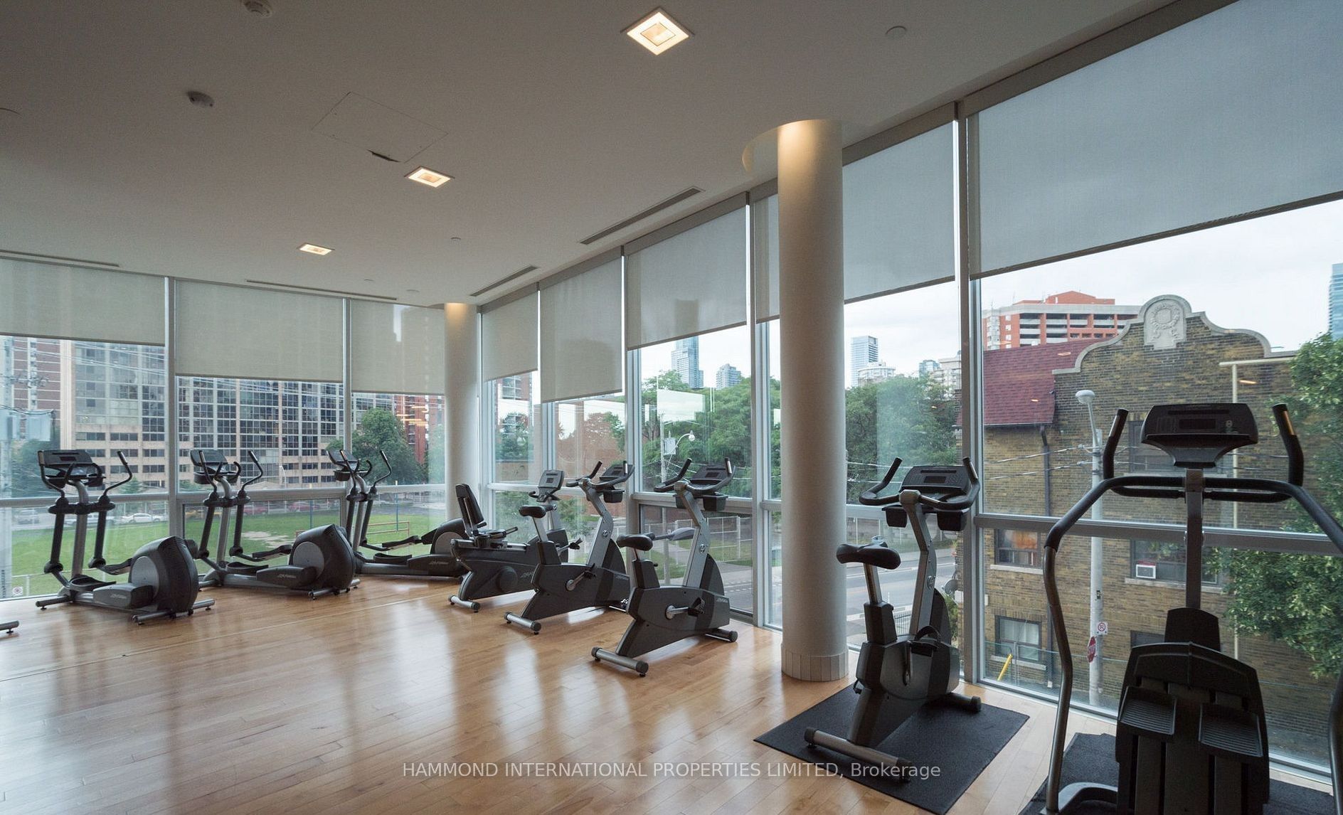 120 Homewood Avenue, Toronto, ON M4Y 2J3 photo 2