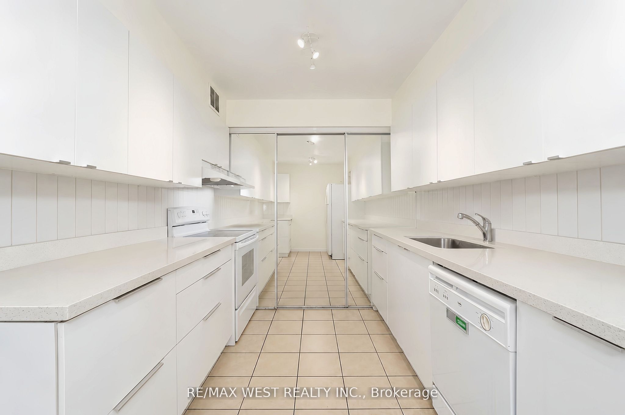 3300 Don Mills Road 510, Toronto, ON M2J 4X7 photo 5