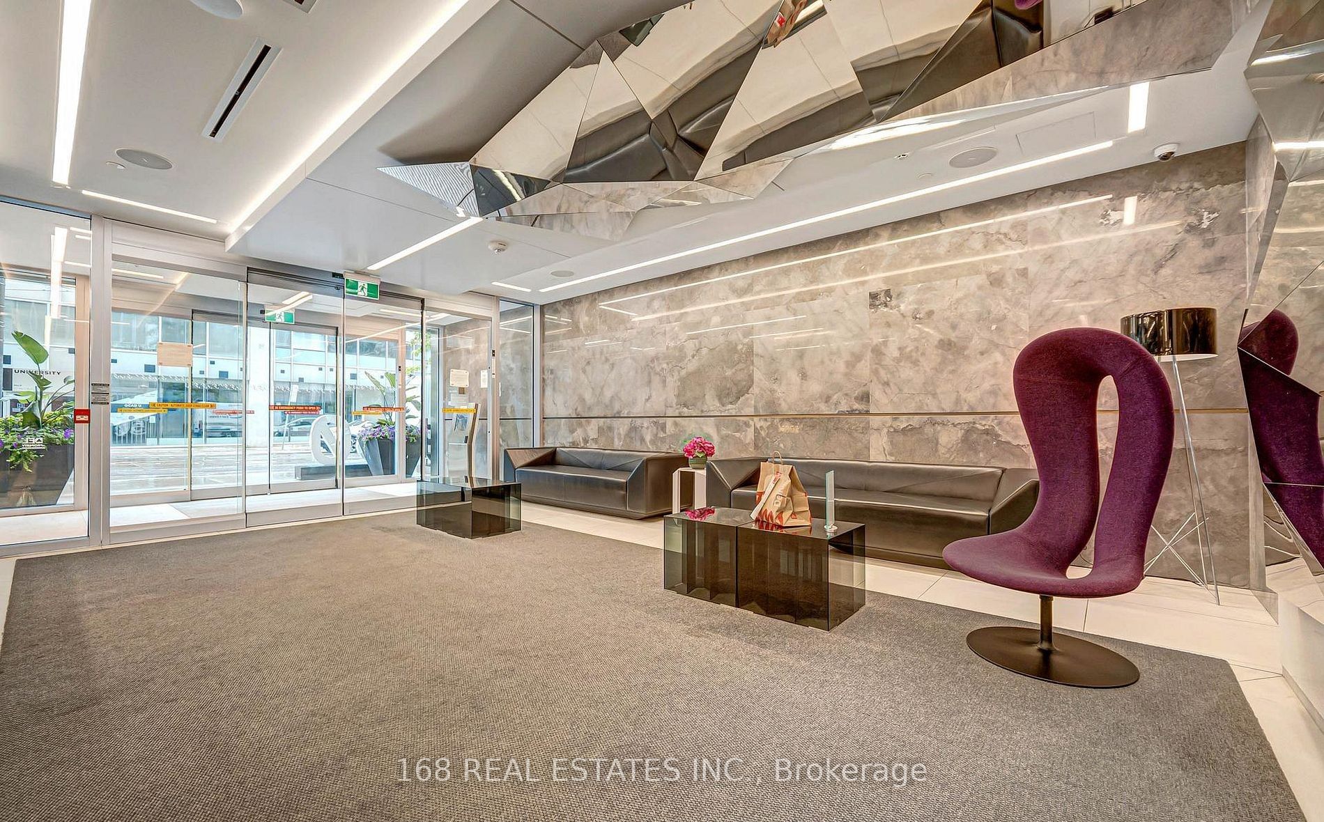 50 Mccaul Street 513, Toronto, ON M5T 1V9 photo 3