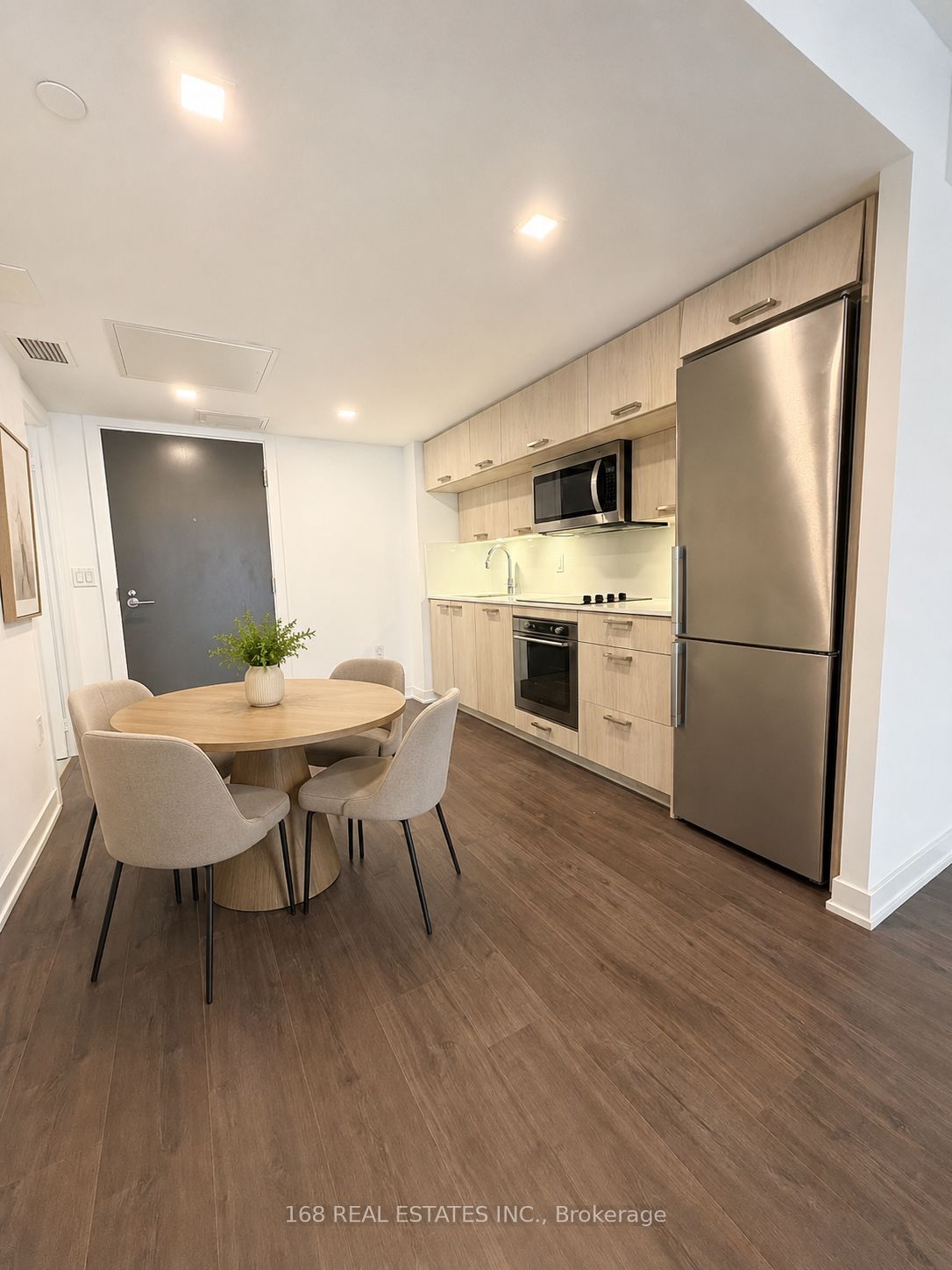 50 Mccaul Street 513, Toronto, ON M5T 1V9 photo 5