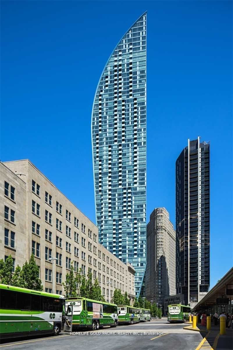 8 The Esplanade 5406, Toronto, ON M5E 0A6 photo 2