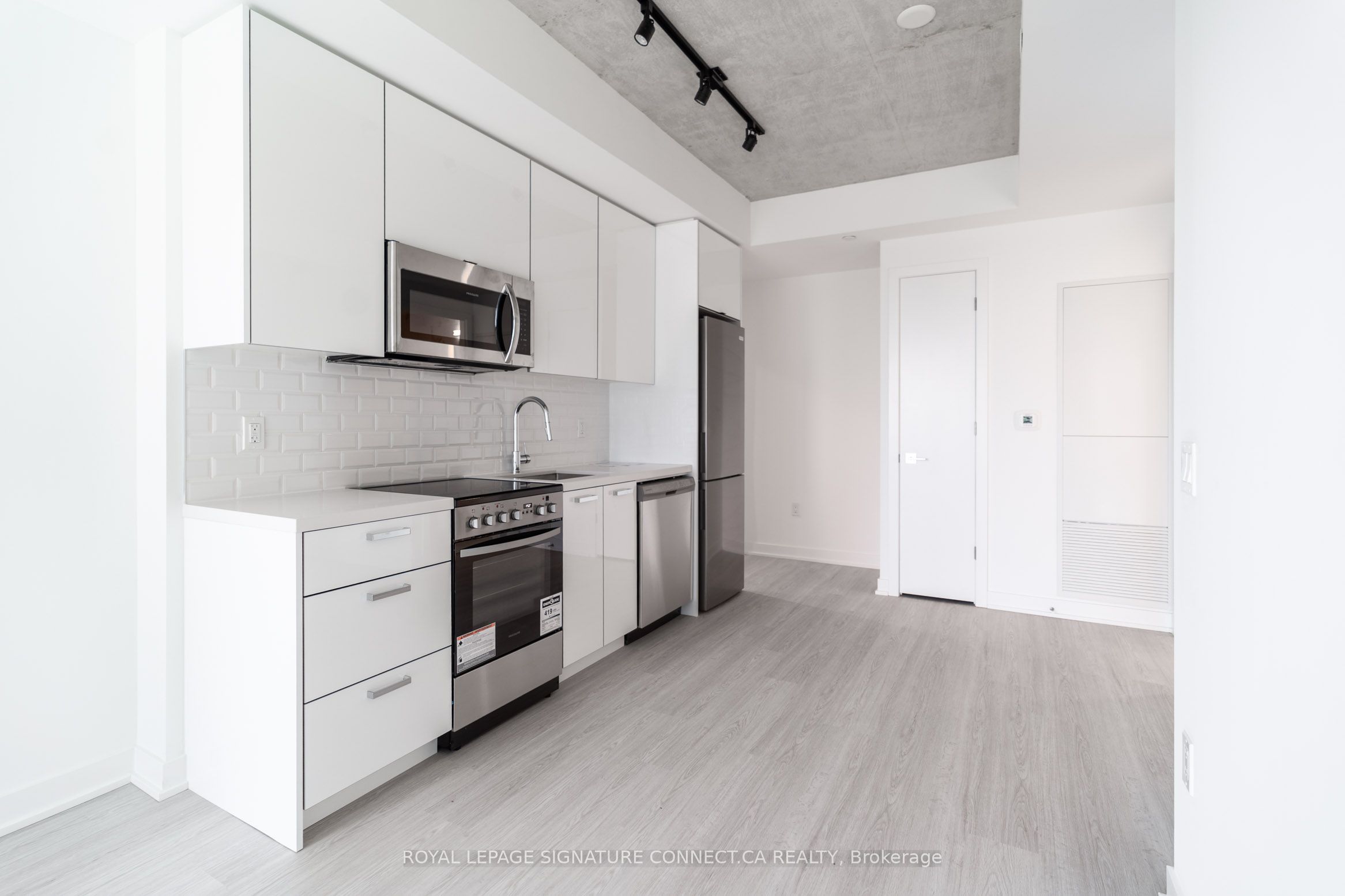 284 King Street E 1502, Toronto, ON M5A 1K4 photo 4