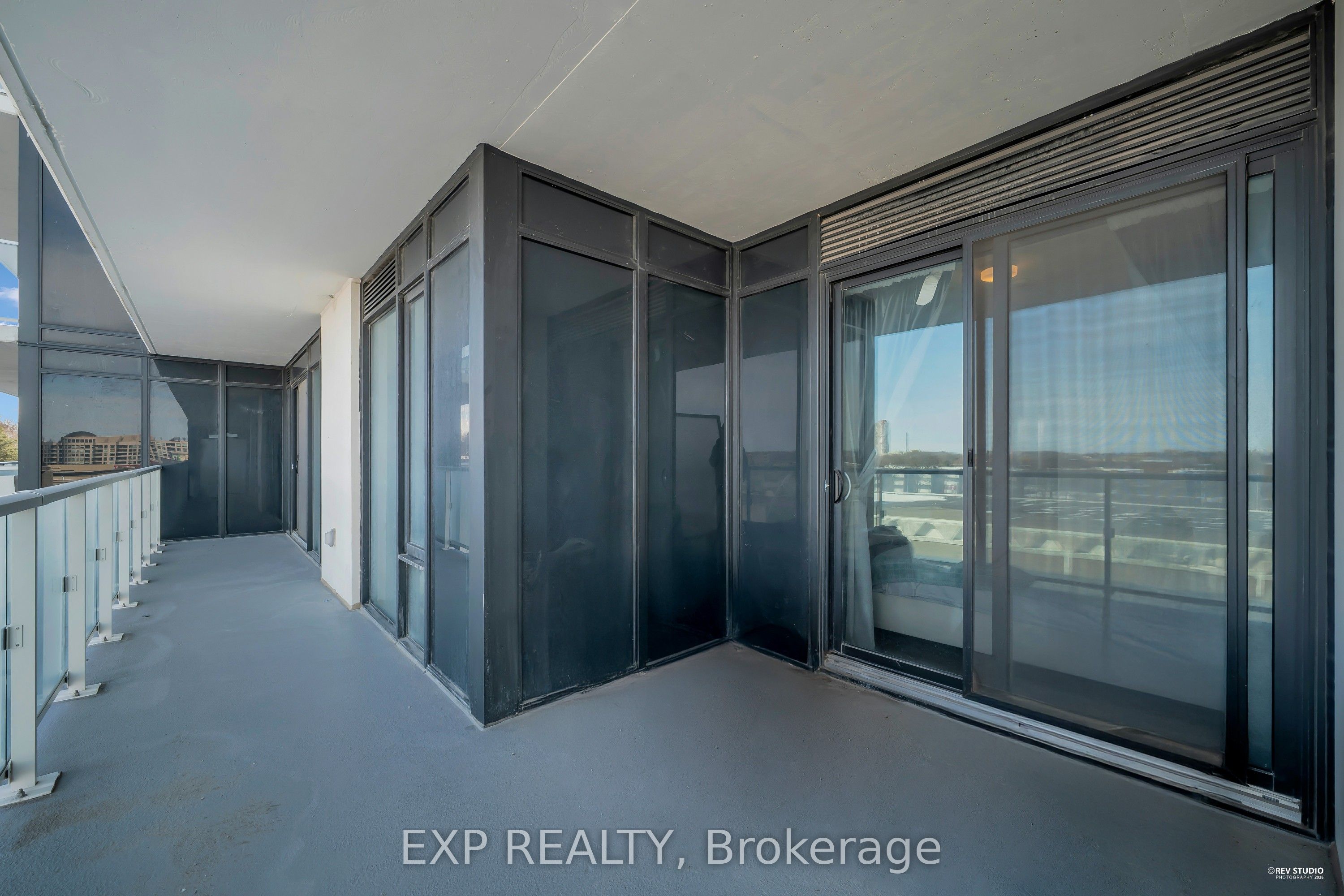 50 O'neill Road 313, Toronto, ON M3C 0R2 photo 5