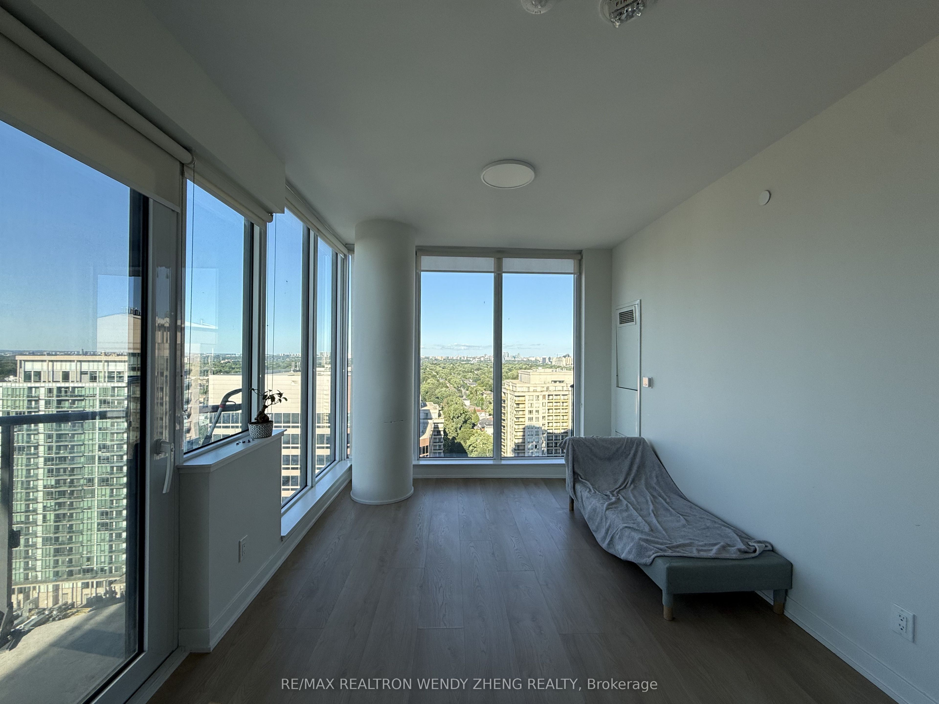 15 Ellerslie Avenue 2210, Toronto, ON M2N 0E7 photo 4