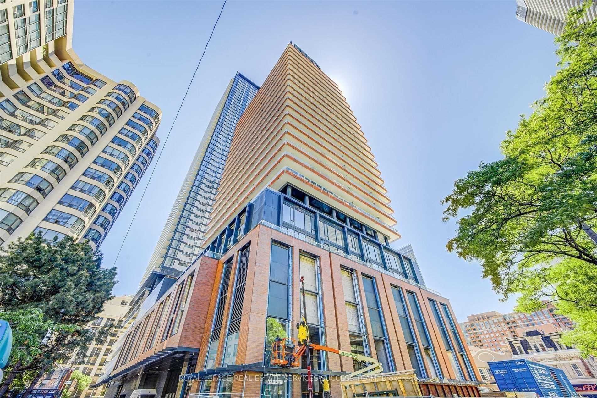 501 Yonge Street 701, Toronto, ON M4Y 1Y4 photo 3