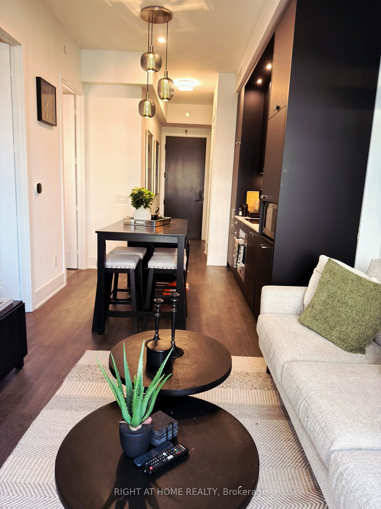 470 Front Street W 3609, Toronto, ON M5V 0V6 photo 2