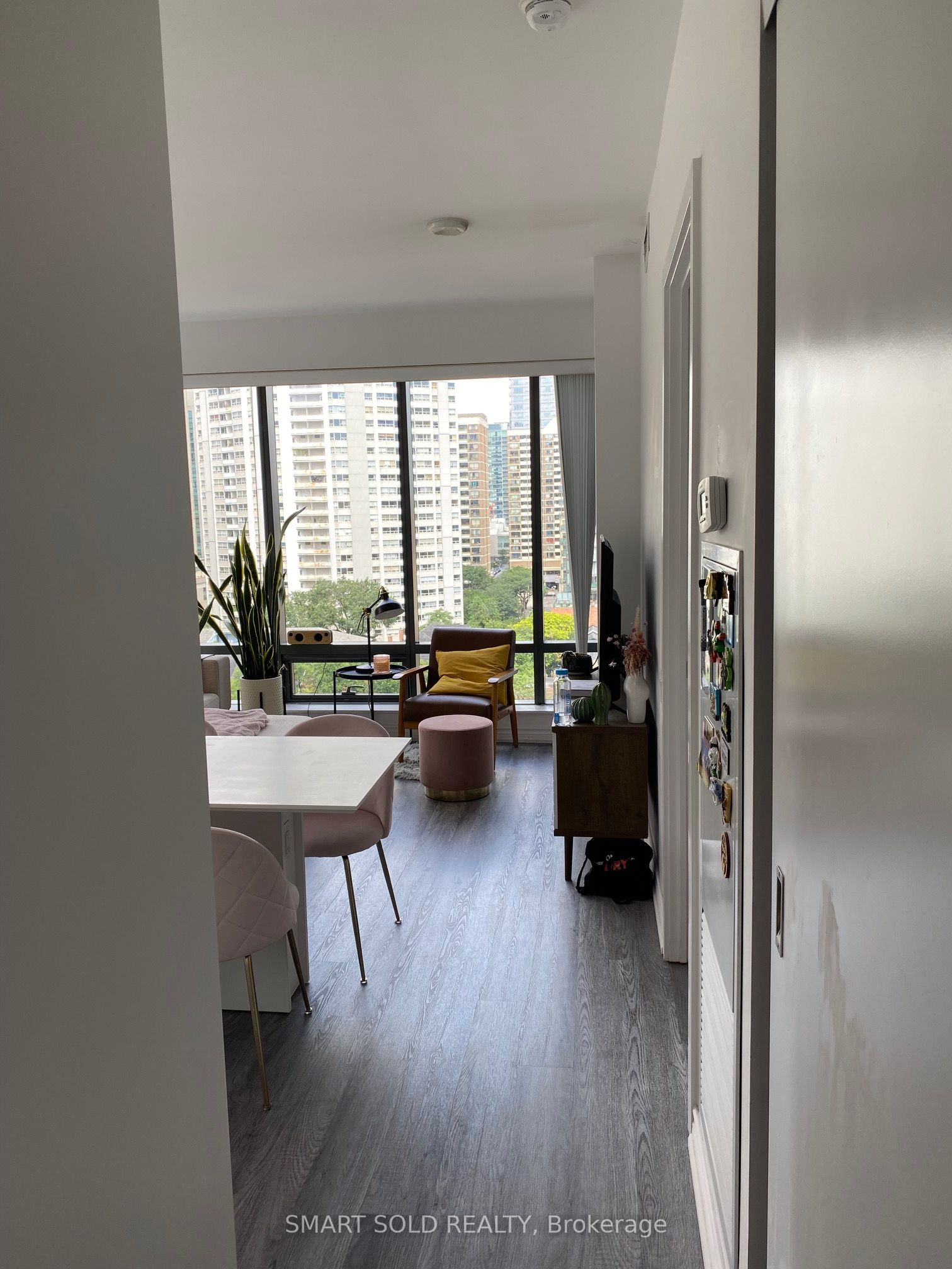 5 St. Joseph Street 1008, Toronto, ON M5Y 1J6 photo 5