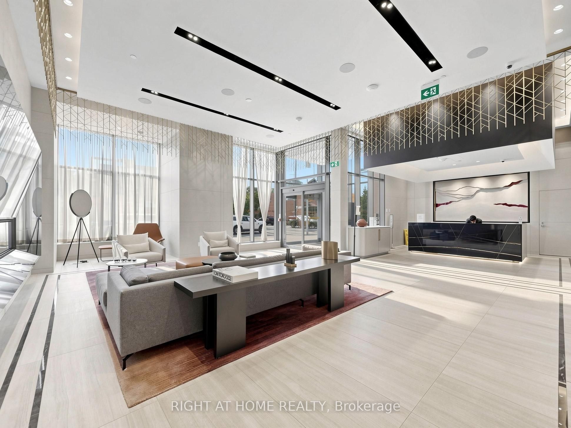 280 Howland Avenue 615, Toronto, ON M5R 0C3 photo 3