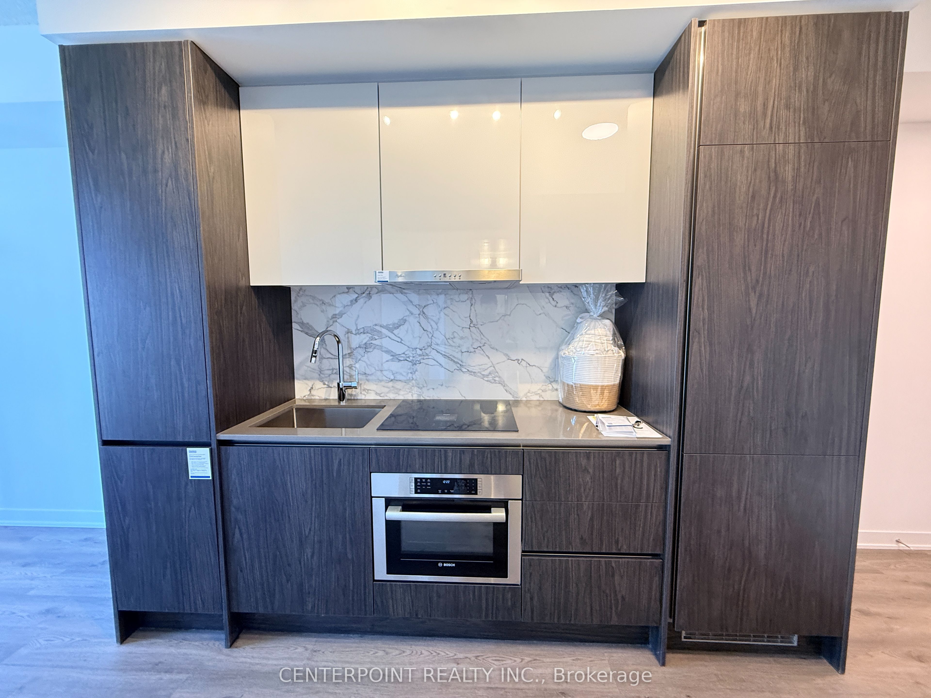 180 Front Street E 3101, Toronto, ON M5A 0A9 photo 3
