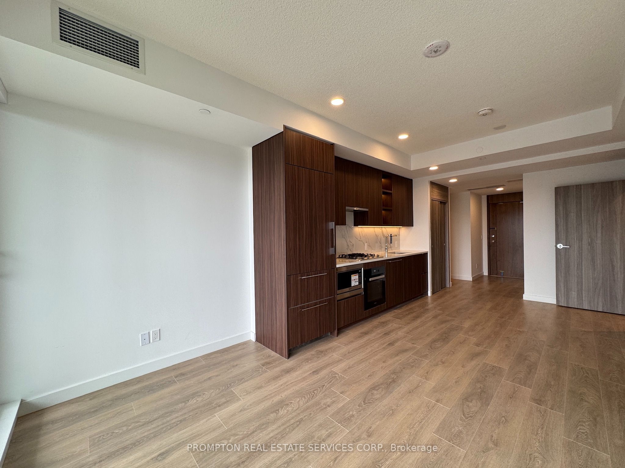 75 Billes Heights 1615, Toronto, ON M2K 0J8 photo 4