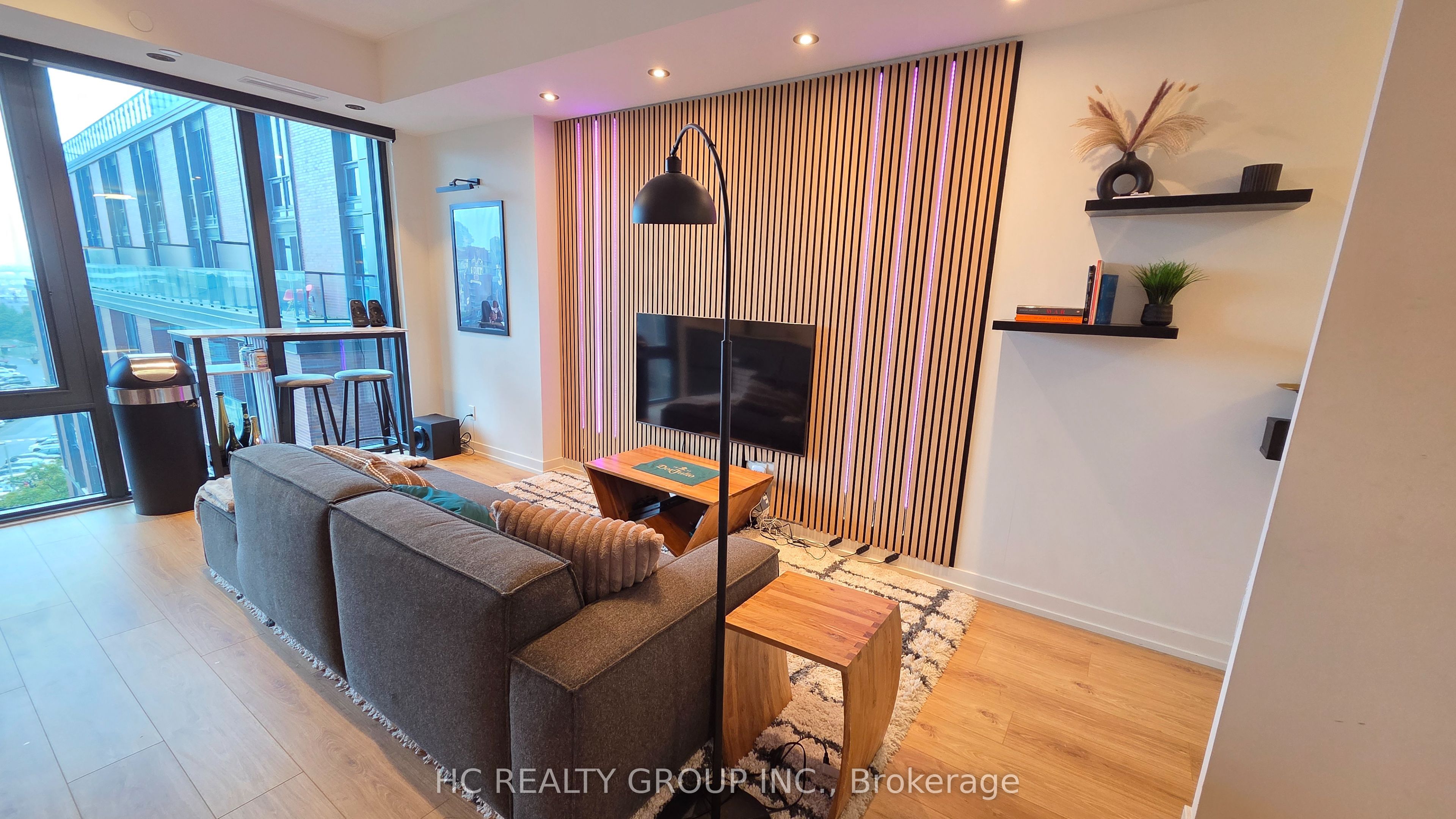 35 Parliament Street 829, Toronto, ON M5A 0Z5